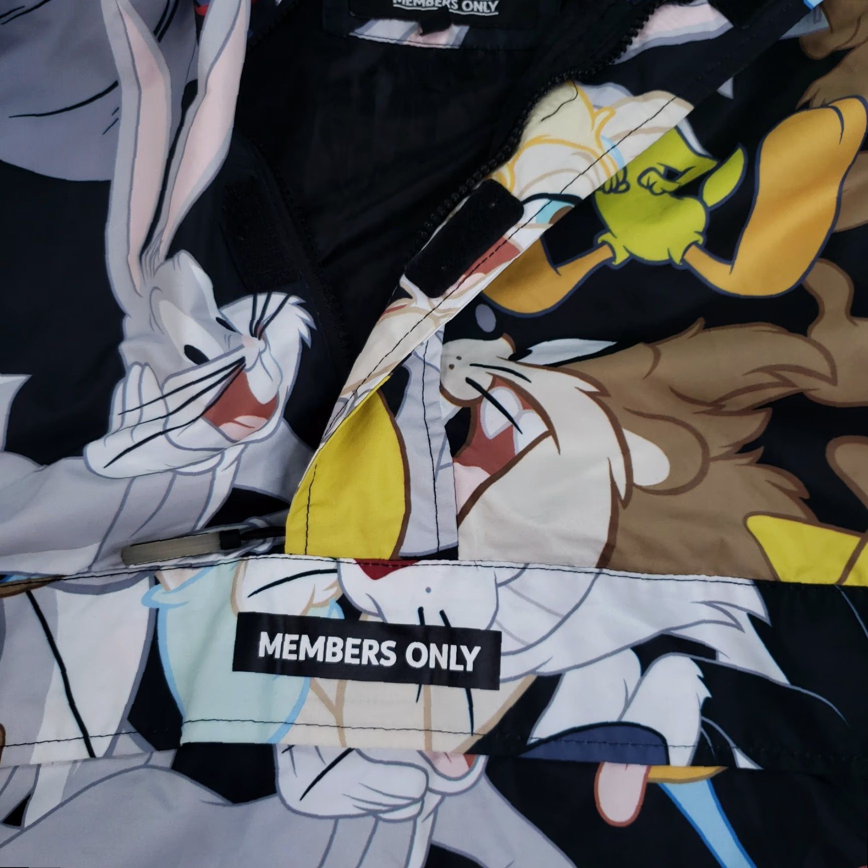 Members Only Members Only Windbreaker Looney Tunes Men's Size Small Pullover Hooded Casual Size US S / EU 44-46 / 1 - 6 Thumbnail