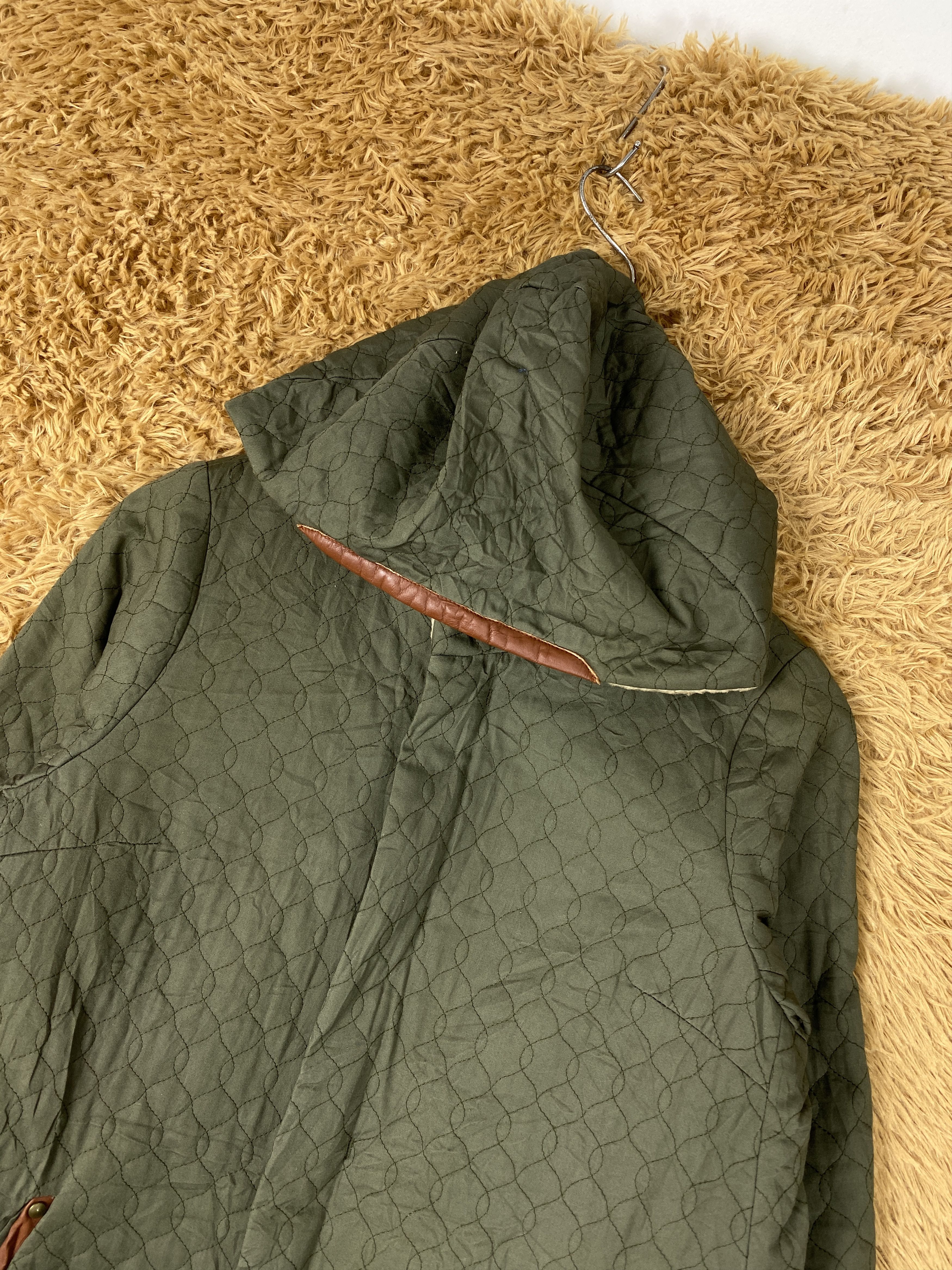Japanese Brand Vintage Pallas Palace Quilted Jacket sherpa lining J2021 Size US S / EU 44-46 / 1 - 2 Thumbnail