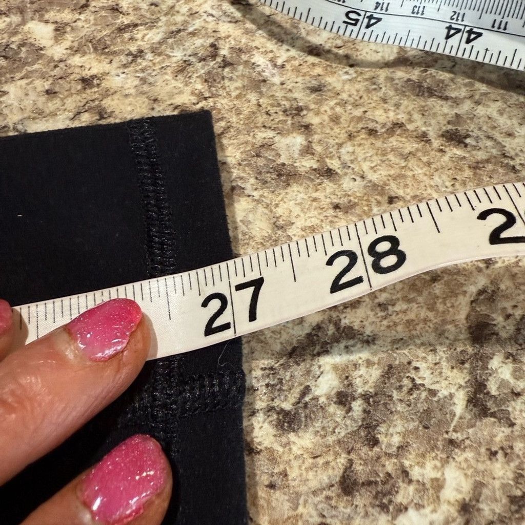 Other Iuga Black Capris Stretchy Activewear Size 26" / US 2 / IT 38 - 7 Thumbnail