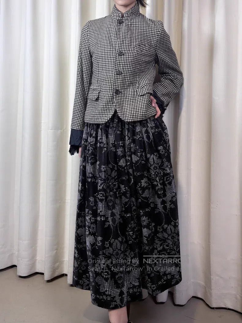 Comme des Garcons Comme Des Garcons size M Vintage Baroque Velvet Skirt Size 22" - 1 Thumbnail