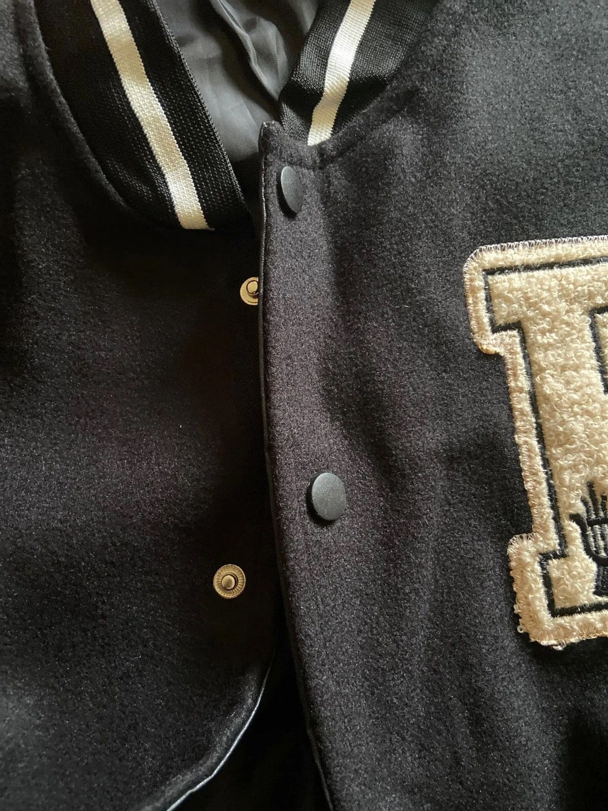 Japanese Brand Skeleton Patchwork Graphic Embroidered Varsity Jacket y2k Size US L / EU 52-54 / 3 - 12 Thumbnail