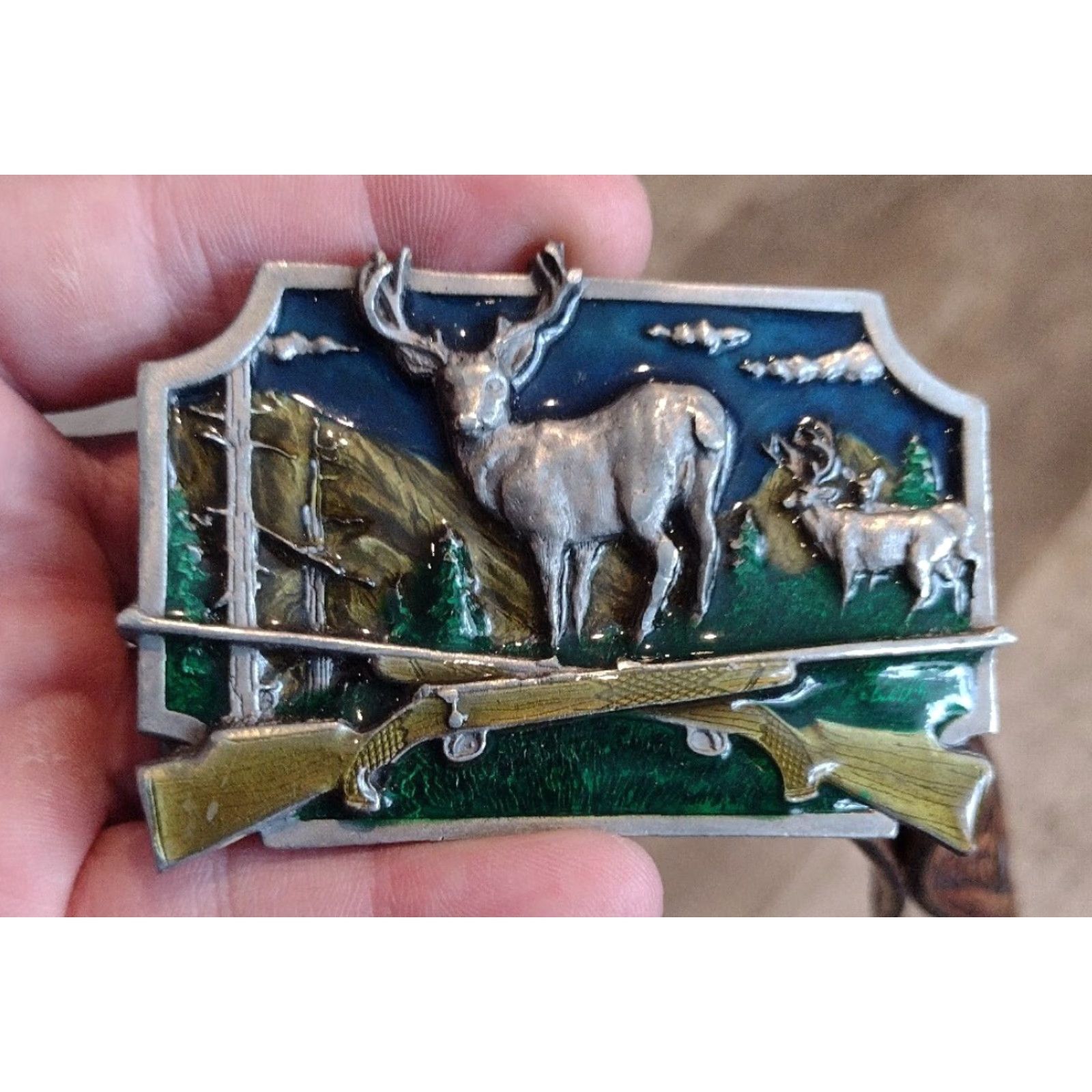 Hunter VINTAGE Siskiyou Leather Belt with S-10 Buckle 1980s Brown Deer Hunter Cowboy Western Mens Size ONE SIZE - 2 Thumbnail