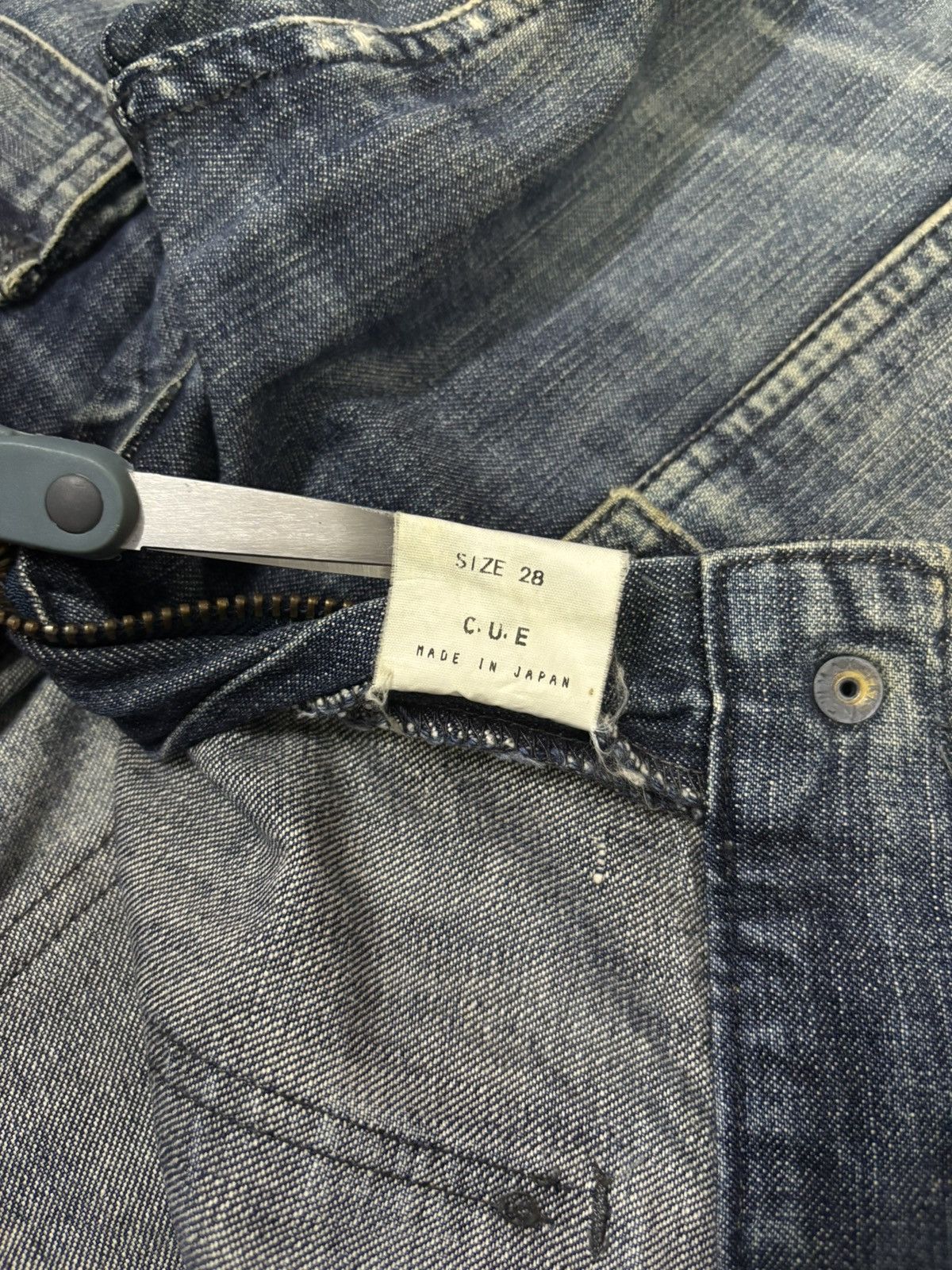 1017 ALYX 9SM Vintage Japanese Brand Faded Whiskers Bush Pants Denim Size US 29 - 18 Thumbnail