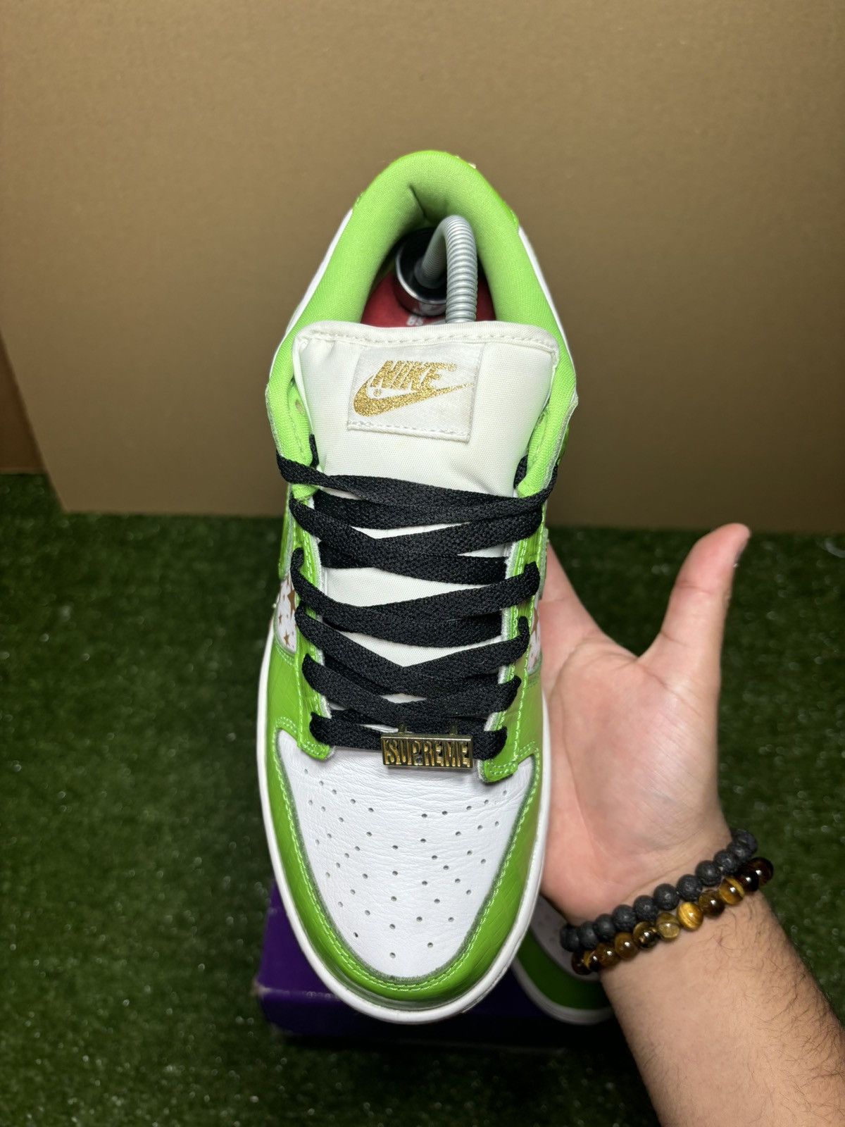 Nike SB × Supreme Nike sb supreme stars mean green 2021 Size US 8.5 / EU 41-42 - 7 Thumbnail