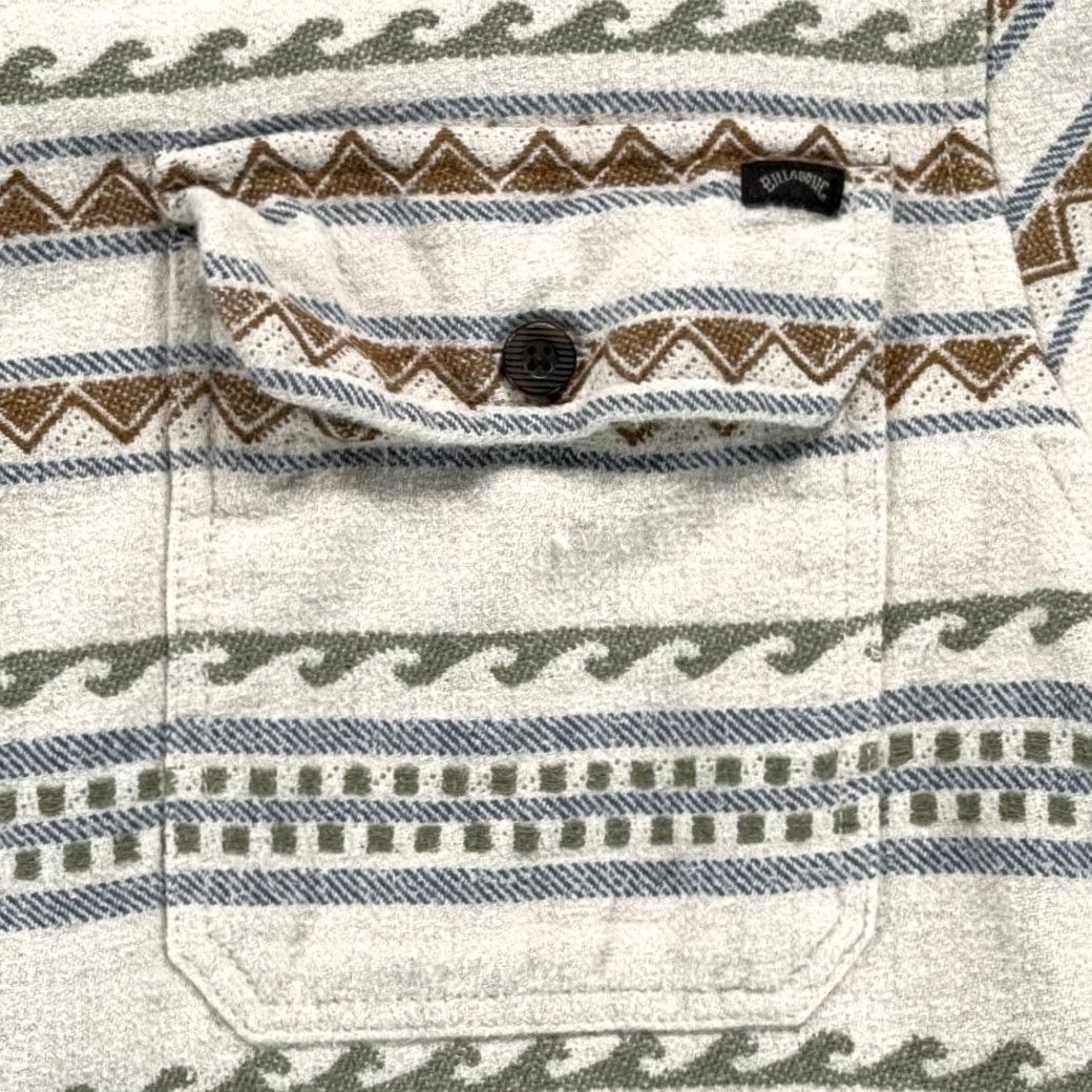 Billabong Billabong Shirt Adult MEDIUM White Striped Flannel Geometric Surf Size US M / EU 48-50 / 2 - 5 Thumbnail