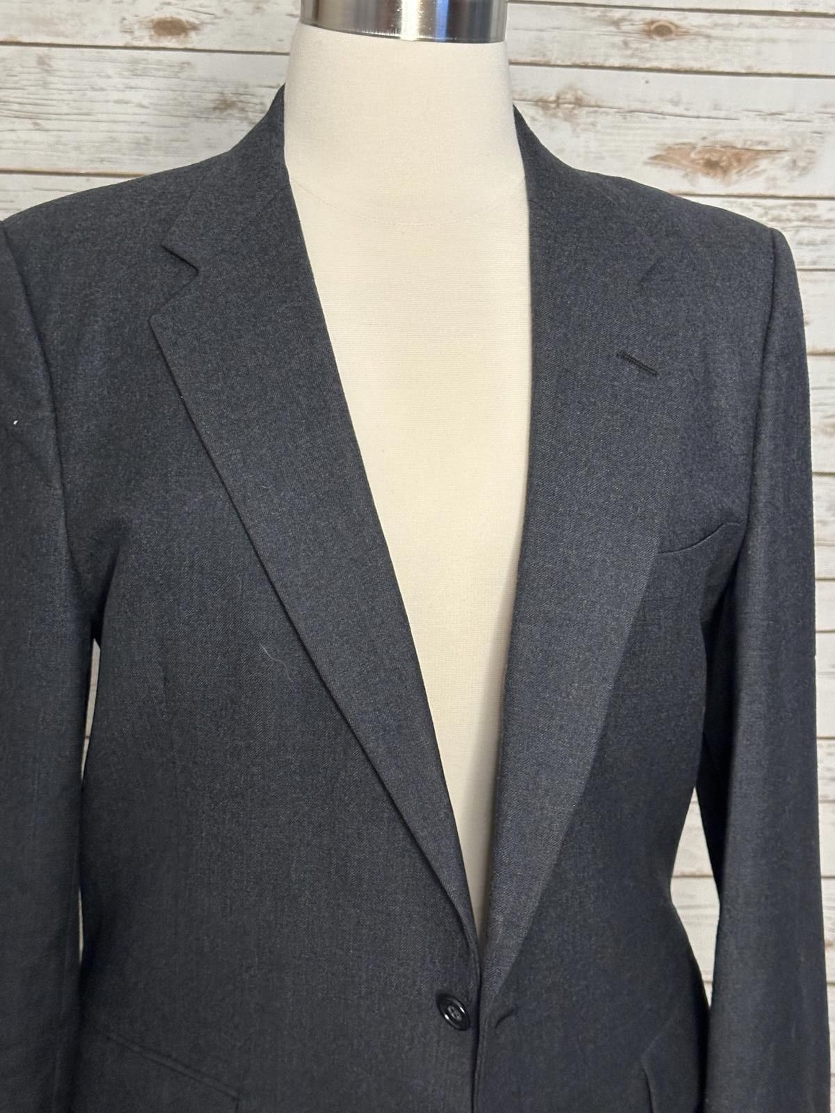 Designer Nino Cerruti grey wool sports coat Size 42R Size 42R - 2 Thumbnail