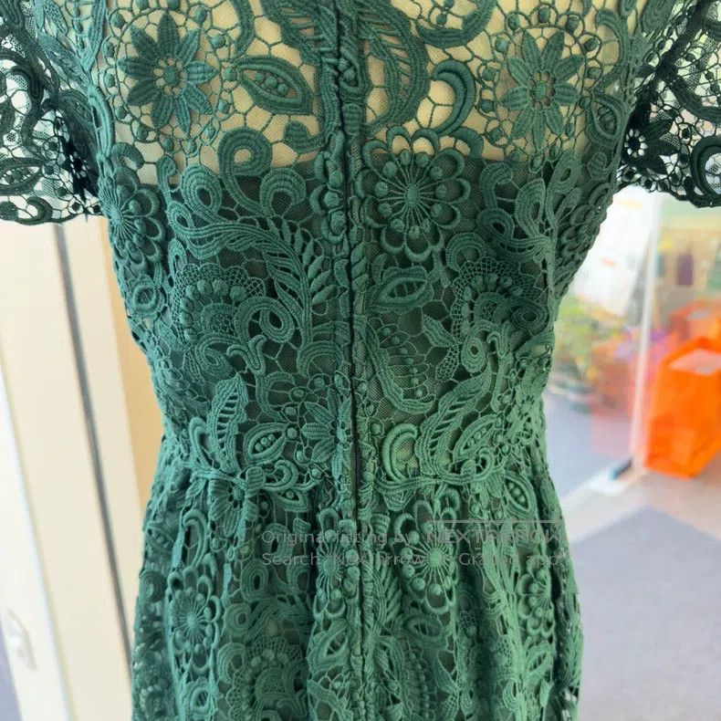 Valentino Valentino Classic lace dress Size M / US 6-8 / IT 42-44 - 4 Thumbnail
