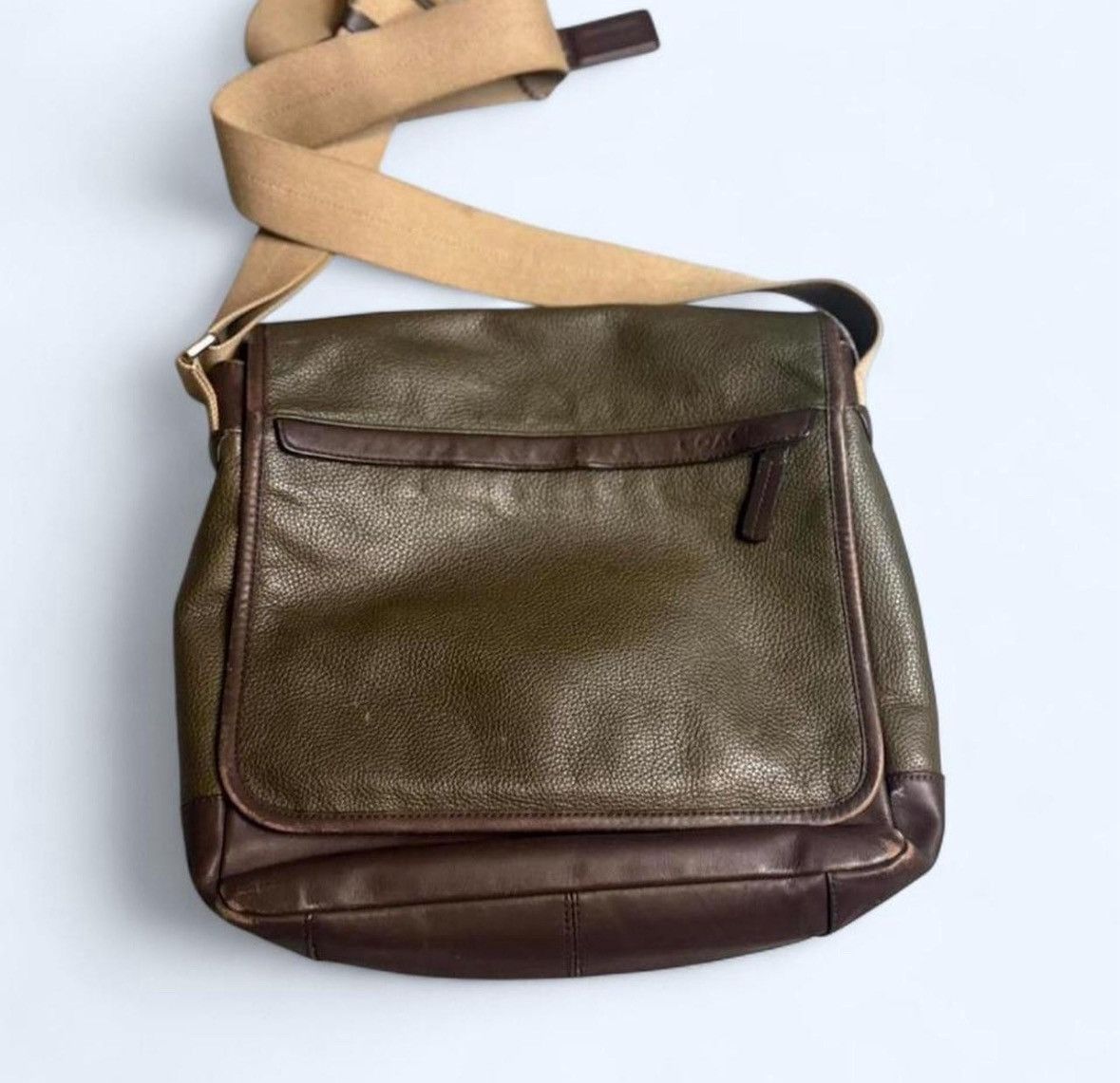 Coach VTG Coach Camden Leather Messenger Bag F70924 Size ONE SIZE - 1 Thumbnail