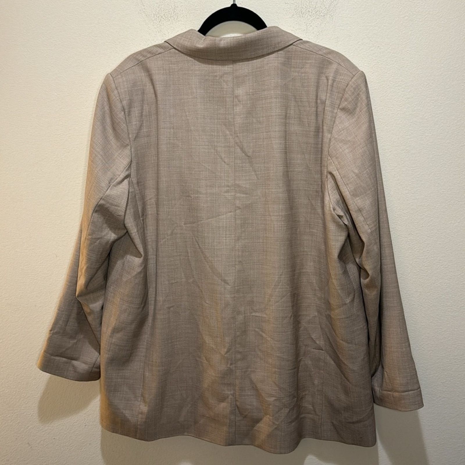 H&M H&M Men’s Double-breasted Button Blazer- Beige Size L Size US L / EU 52-54 / 3 - 6 Thumbnail