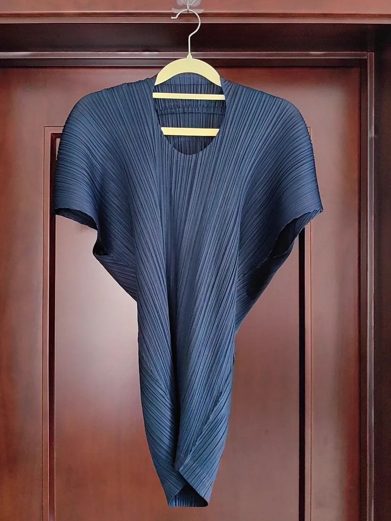 Issey Miyake Issey Miyake size:one size Navy blue space rock short-slee Size S / US 4 / IT 40 - 1 Thumbnail