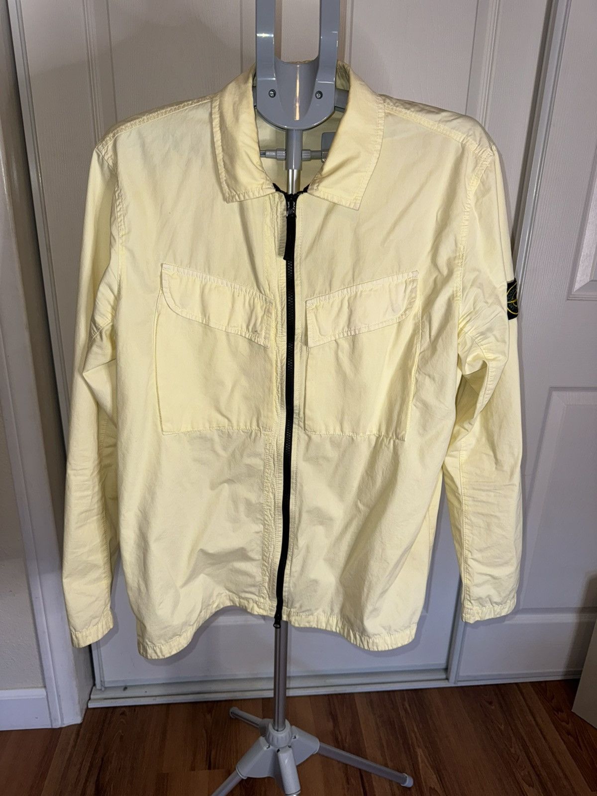 STONE ISLAND GARMENT DYED TWO POCKET ZIP OVERSHIRT