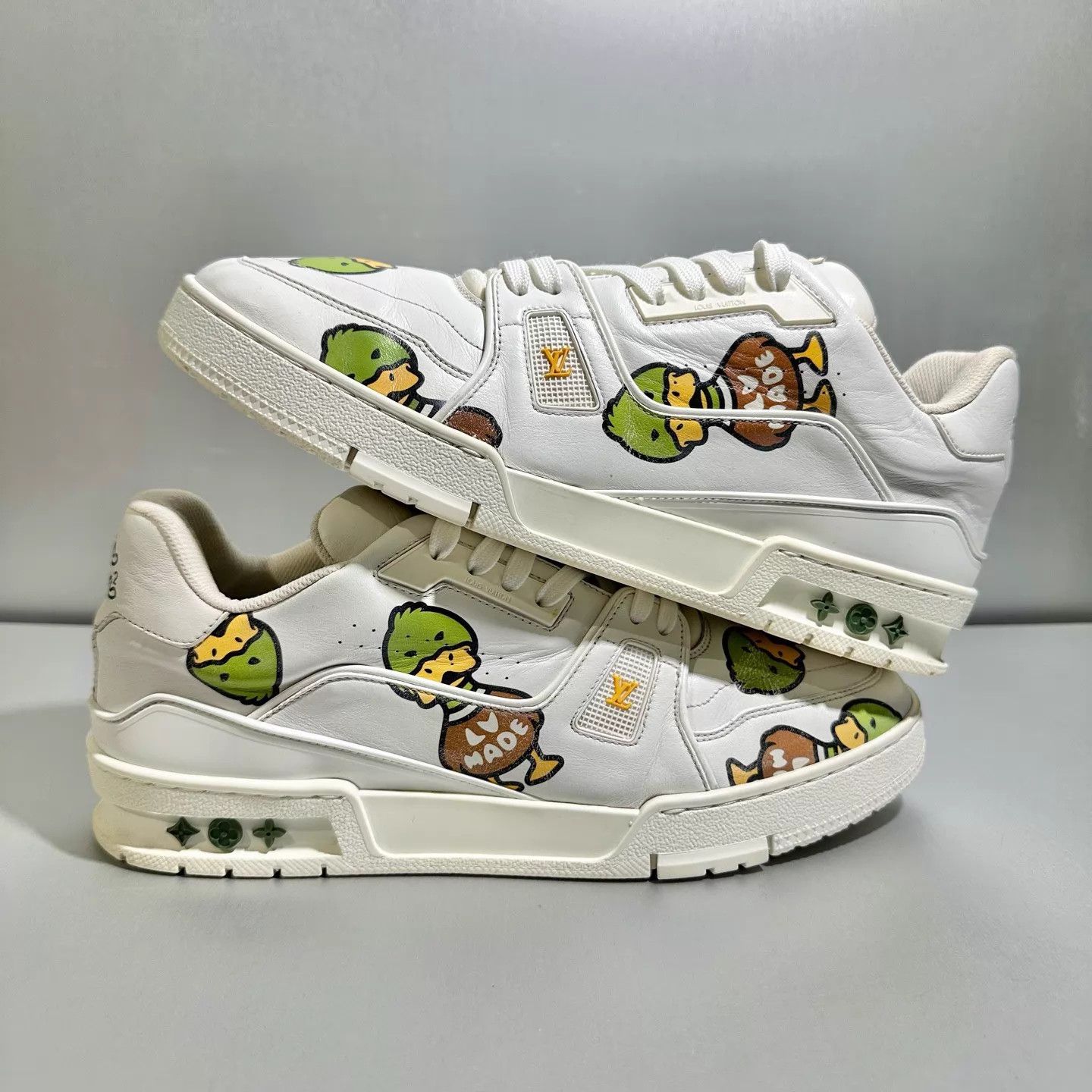 Louis Vuitton LV Trainer nigo x 8/42 lightly used excellent Size US 9 / EU 42 - 3 Thumbnail
