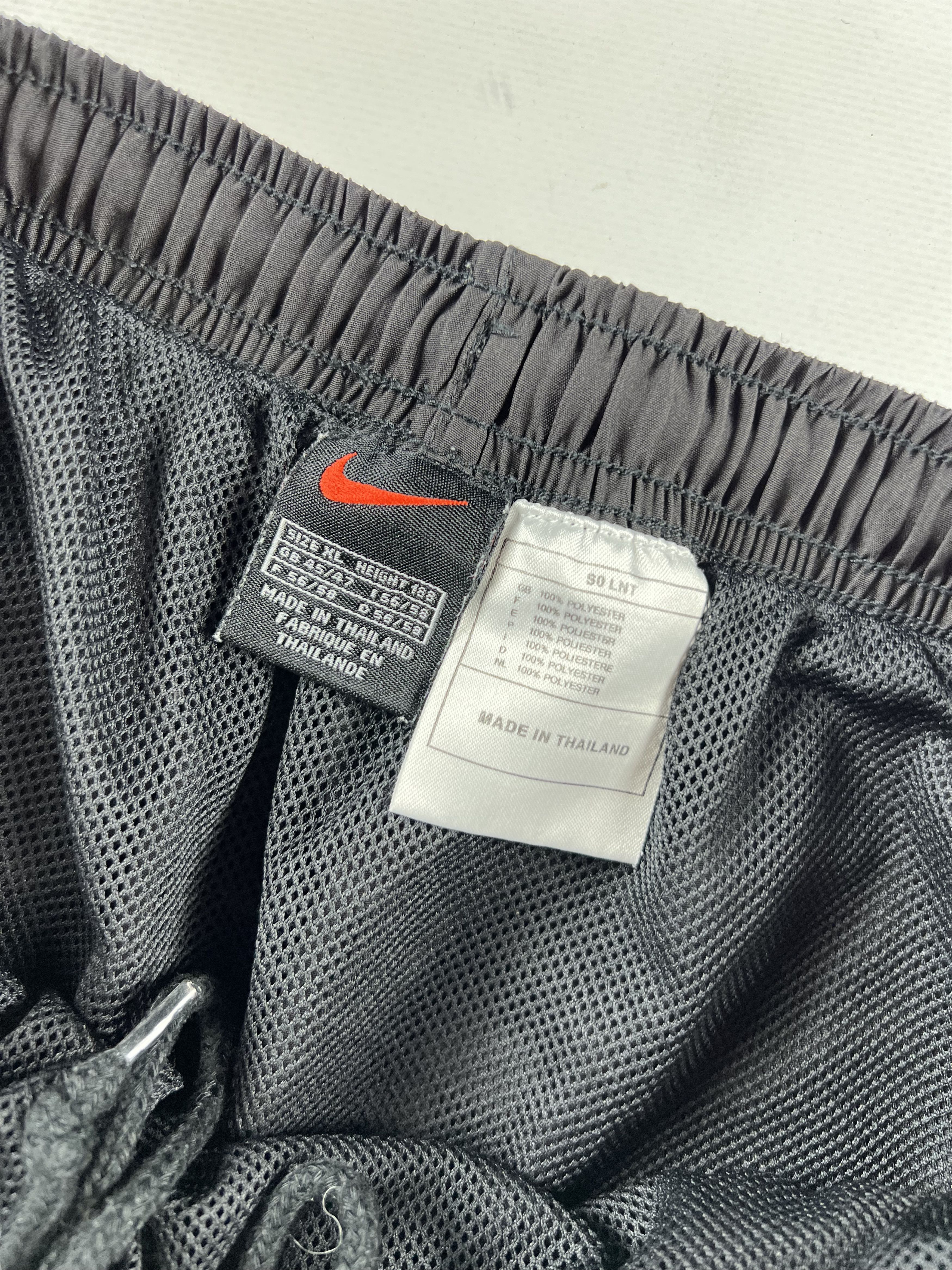 Nike × Vintage Vintage Nike Shorts L-XL Size US 36 / EU 52 - 3 Thumbnail
