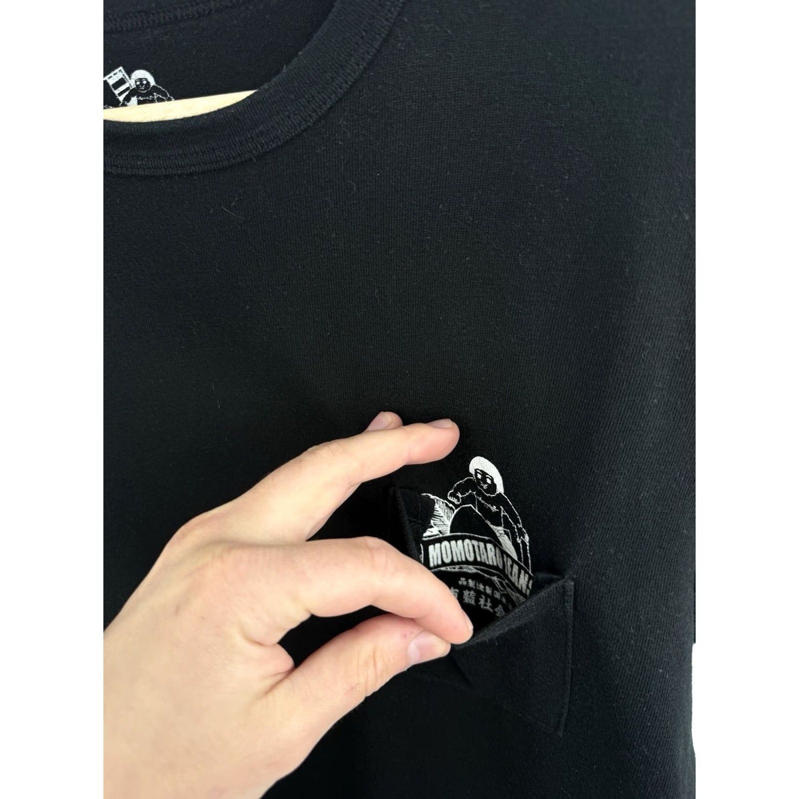 Vintage Y2K Momotaro Jeans Pocket T-Shirt Made in Japan Rare Retro Black S Mens Shirts Size US S / EU 44-46 / 1 - 5 Thumbnail
