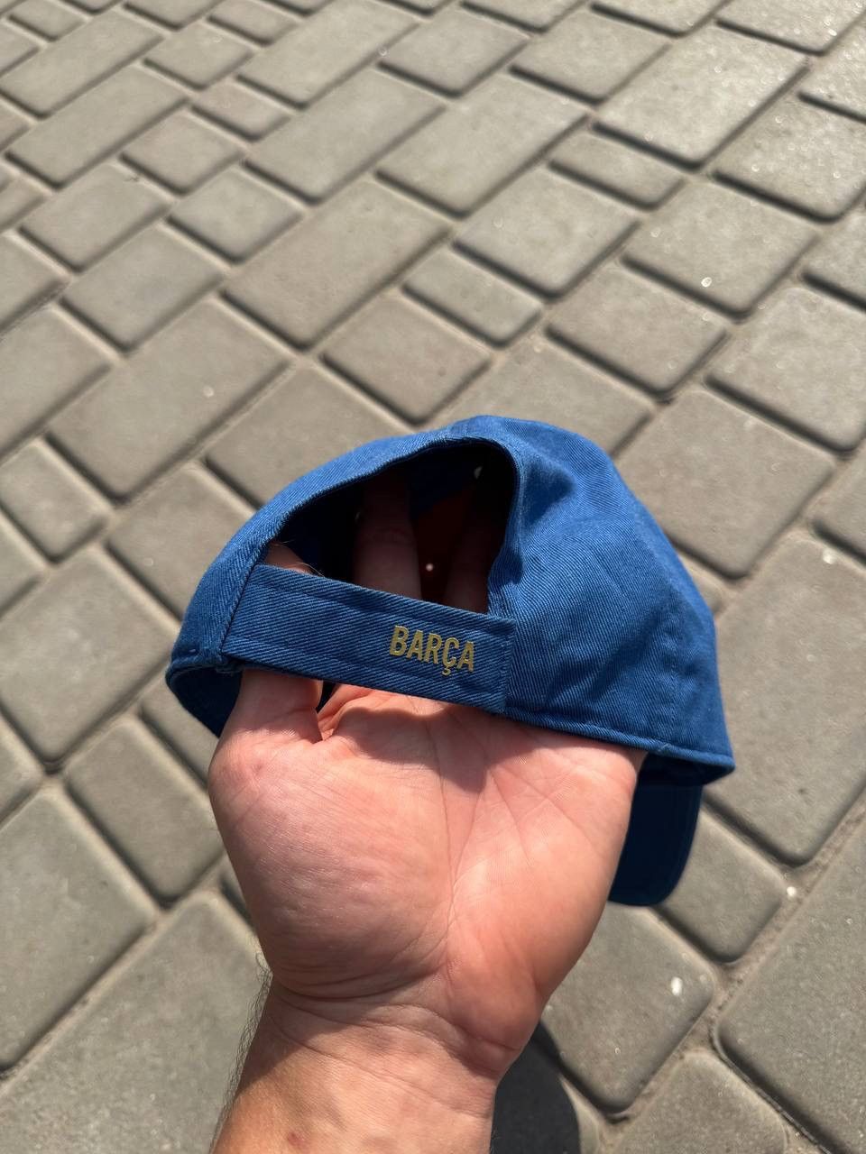 Nike Vintage Nike FC Barcelona Cap Hat Embroidered Logo One Size Size ONE SIZE - 4 Thumbnail