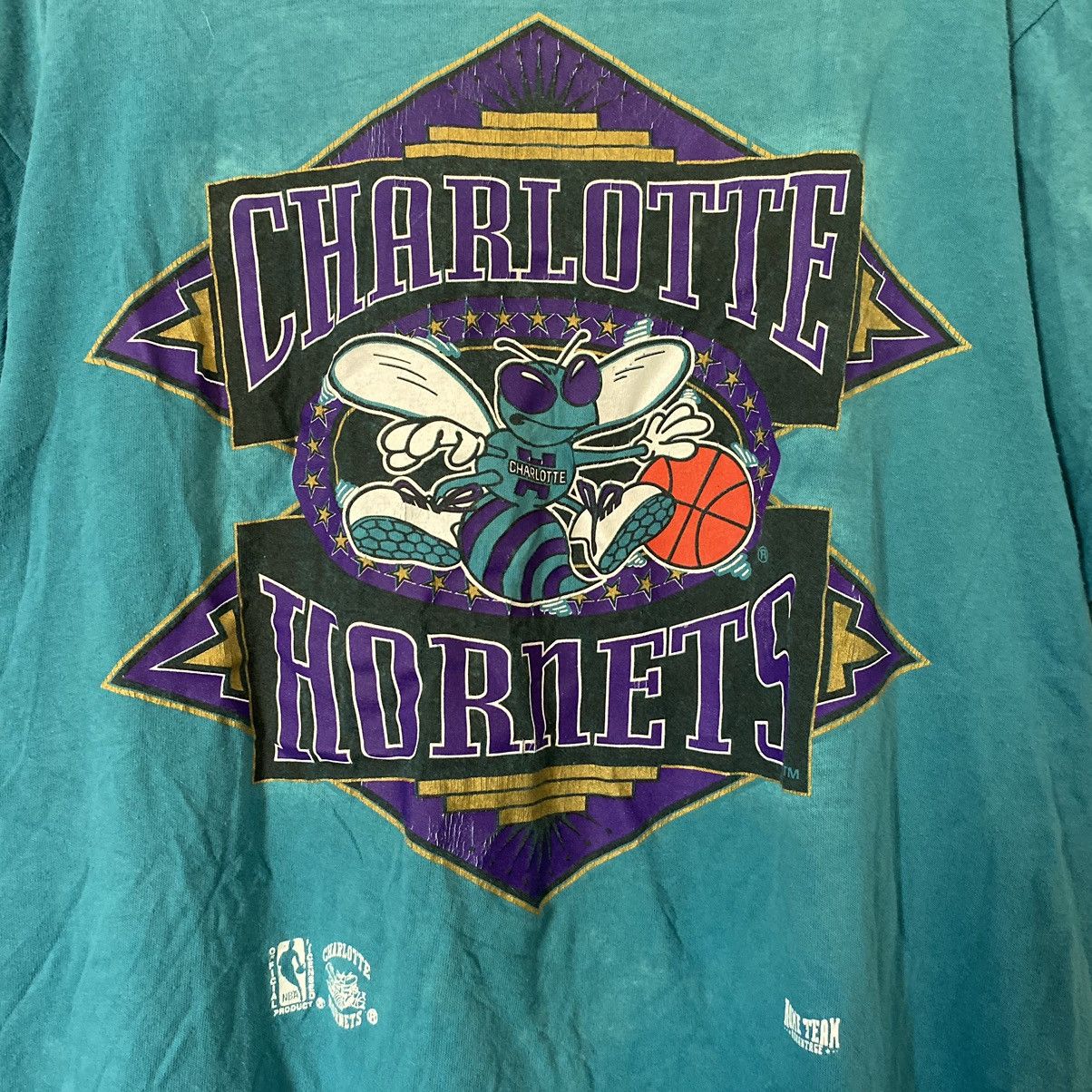 Band Tees × NBA × Vintage Vintage Charlotte Hornets T-Shirt NBA Size US XL / EU 56 / 4 - 3 Thumbnail
