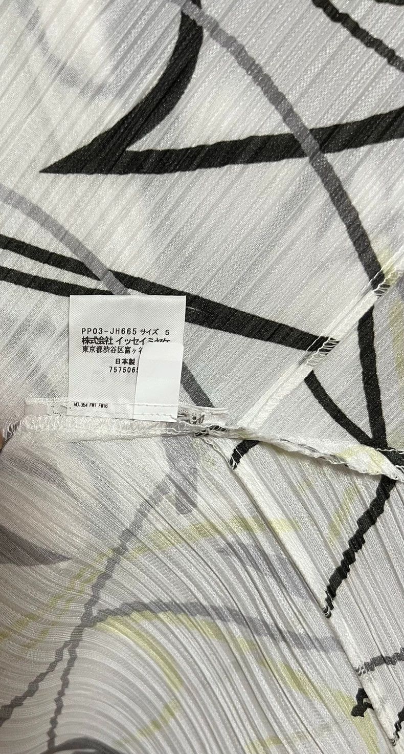 Issey Miyake Issey Miyake size:5 Black and white graffiti dress Size XS / US 0-2 / IT 36-38 - 3 Thumbnail