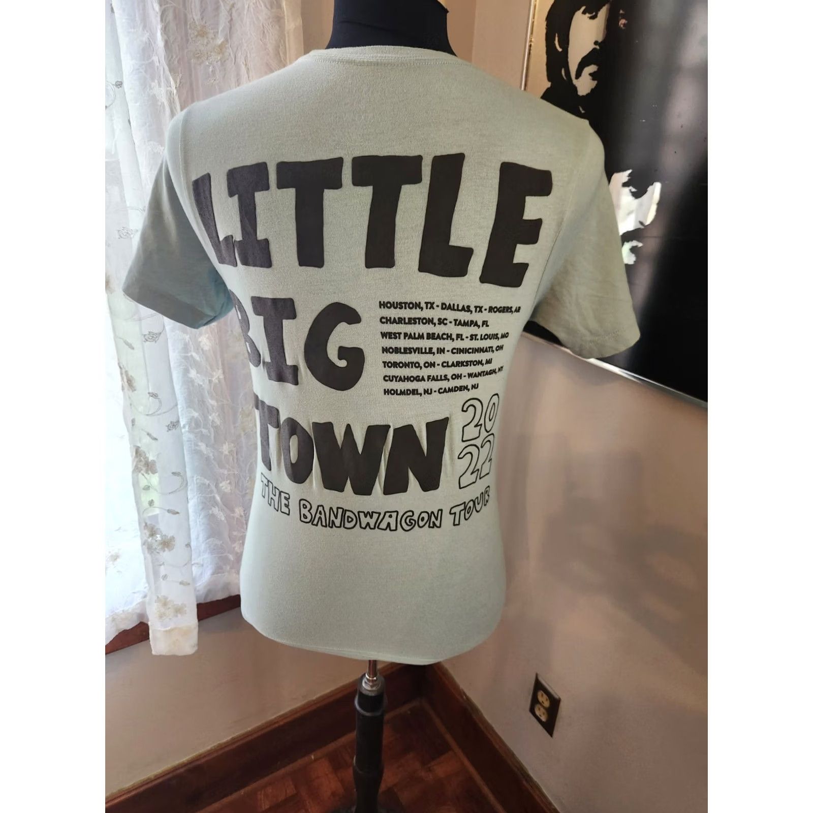 Vintage Little Big Town Bandwagon Concert Tour 2022 Shirt Country Music Size Small Size US S / EU 44-46 / 1 - 2 Thumbnail