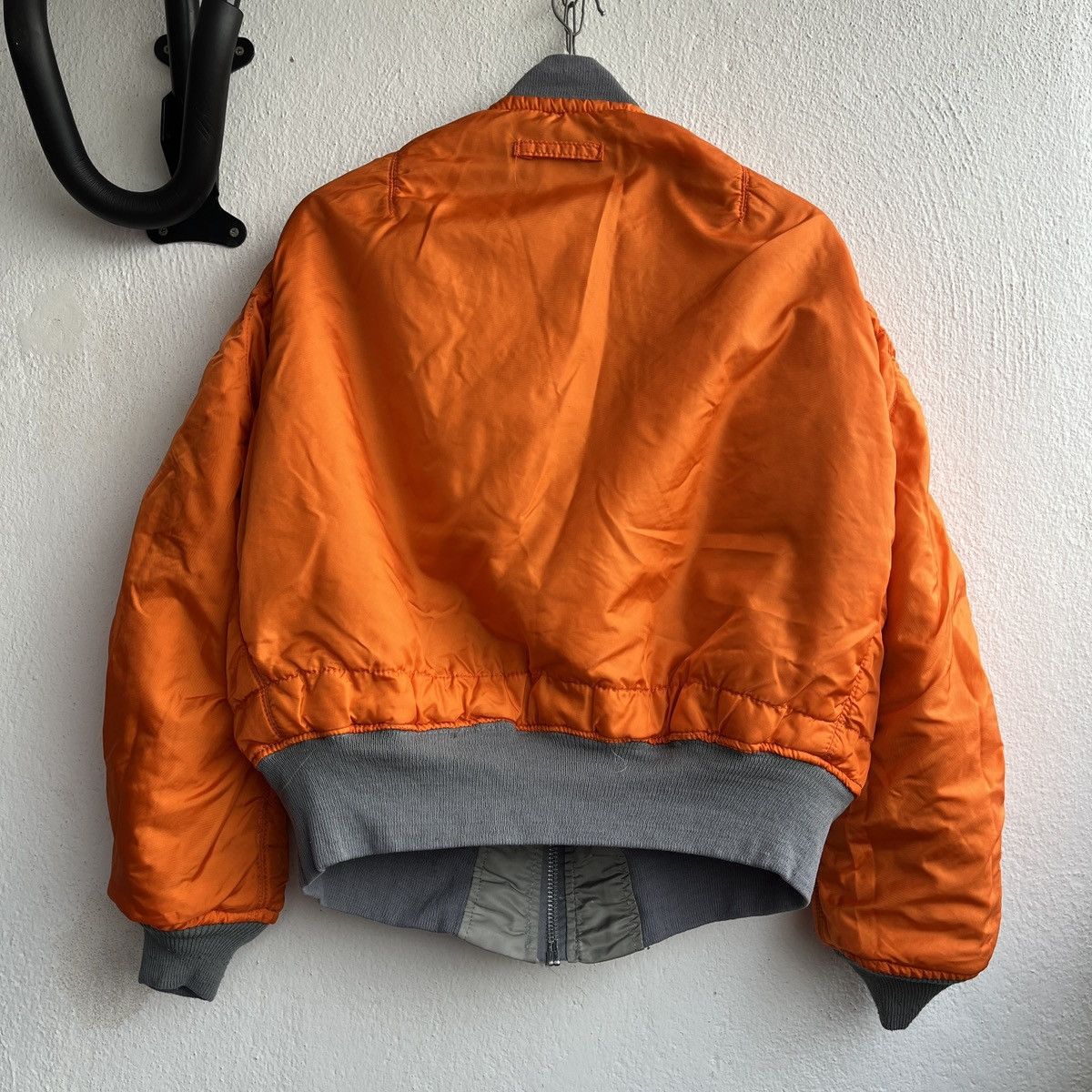 Alpha Industries VINTAGE ALPHA INDUSTRIES AVIREX MA-1 BOMBER FLIGHT JACKET Size US L / EU 52-54 / 3 - 6 Thumbnail
