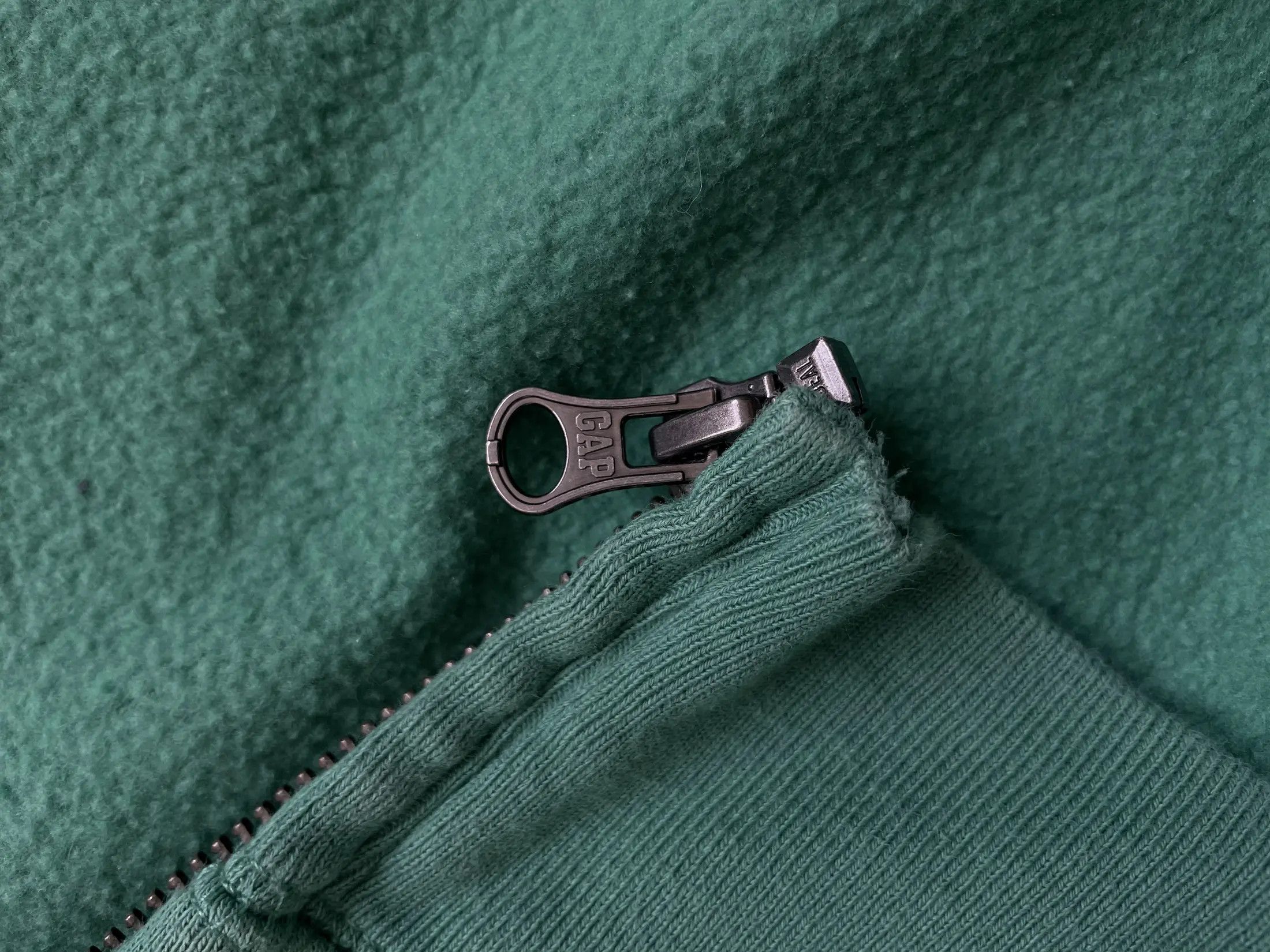 Gap Vintage Y2K GAP BIG LOGO ZIP HOODIE Size US L / EU 52-54 / 3 - 7 Thumbnail