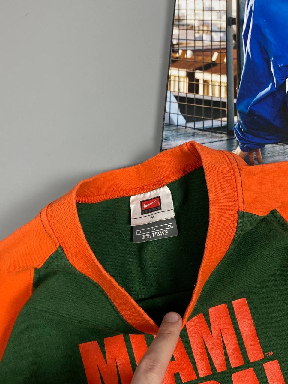 Nike Vintage Nike Team Miami Football Shirt Green Orange Y2K Size US M / EU 48-50 / 2 - 7 Thumbnail