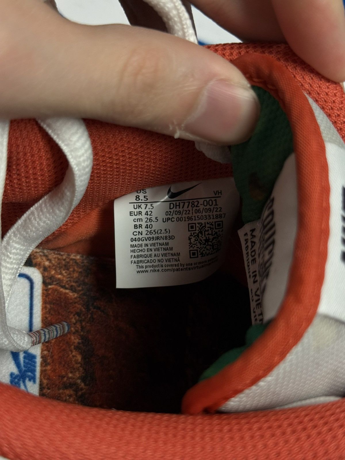 Nike Nike SB Dunk Low Crushed D.C (DH7782-001) Size 8.5 Size US 8.5 / EU 41-42 - 10 Thumbnail