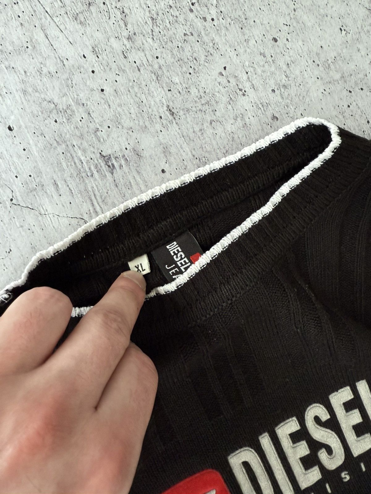 Diesel × Vintage Diesel Vintage Big Logo Y2K Sweater Size US XL / EU 56 / 4 - 8 Thumbnail