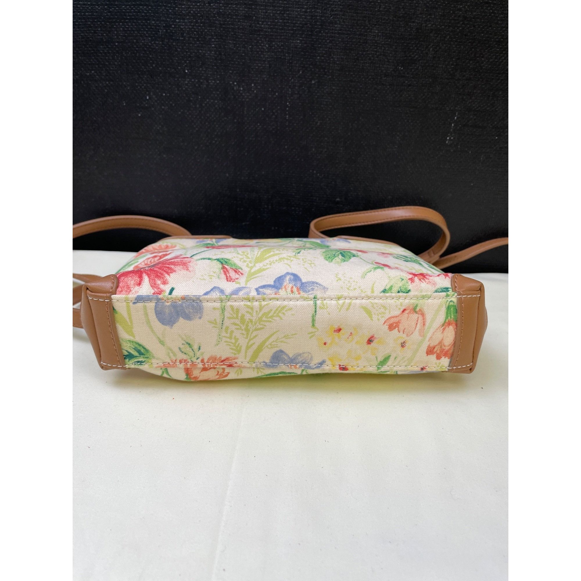 Relic Relic Women's Floral Multi Watercolors Crossbody Bag/ Purse Size ONE SIZE - 3 Thumbnail