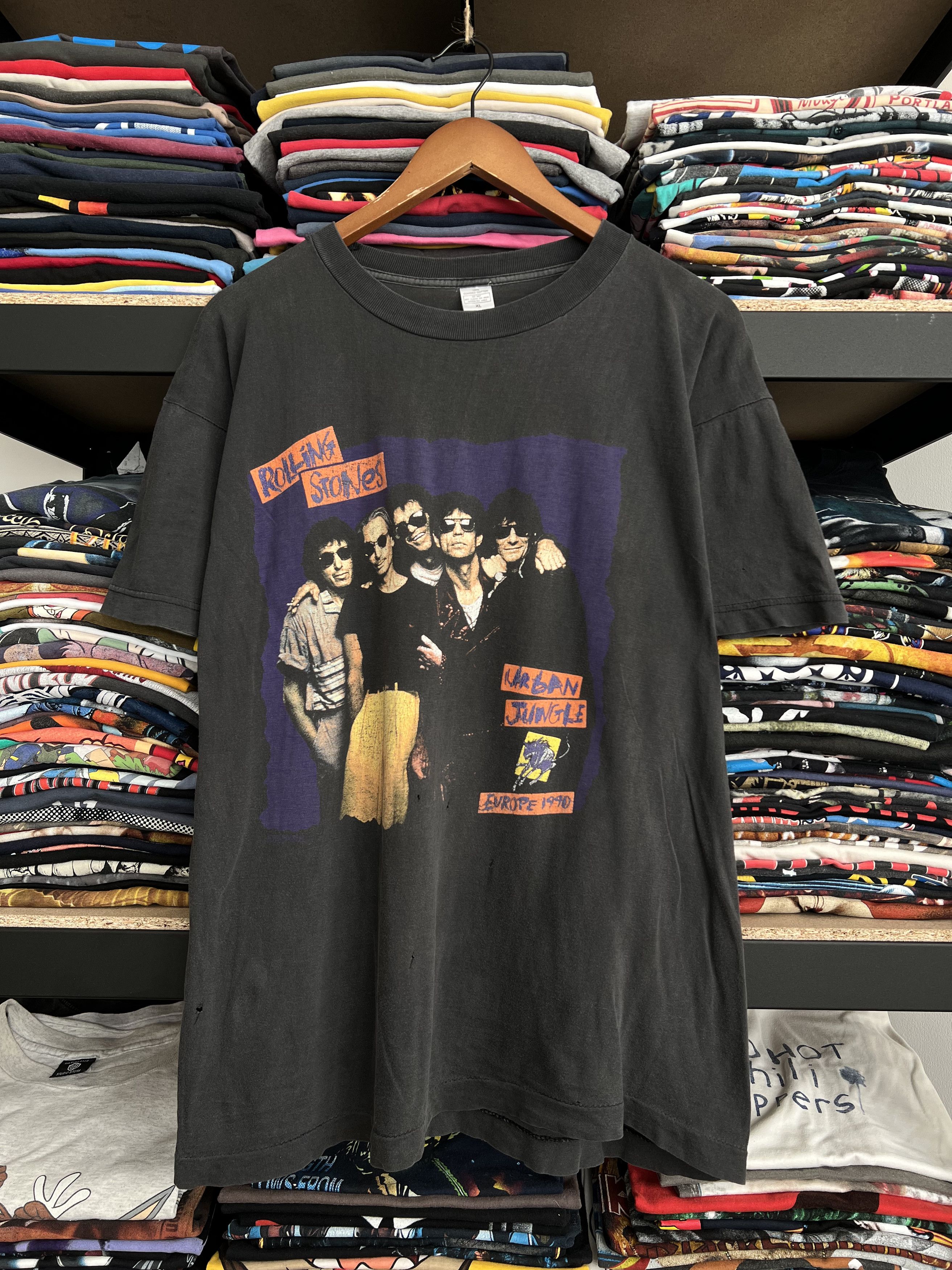 Band Tees × Vintage Vintage 1990 The Rolling Stones Urban Jungle Faded Tee Size US XL / EU 56 / 4 - 1 Thumbnail
