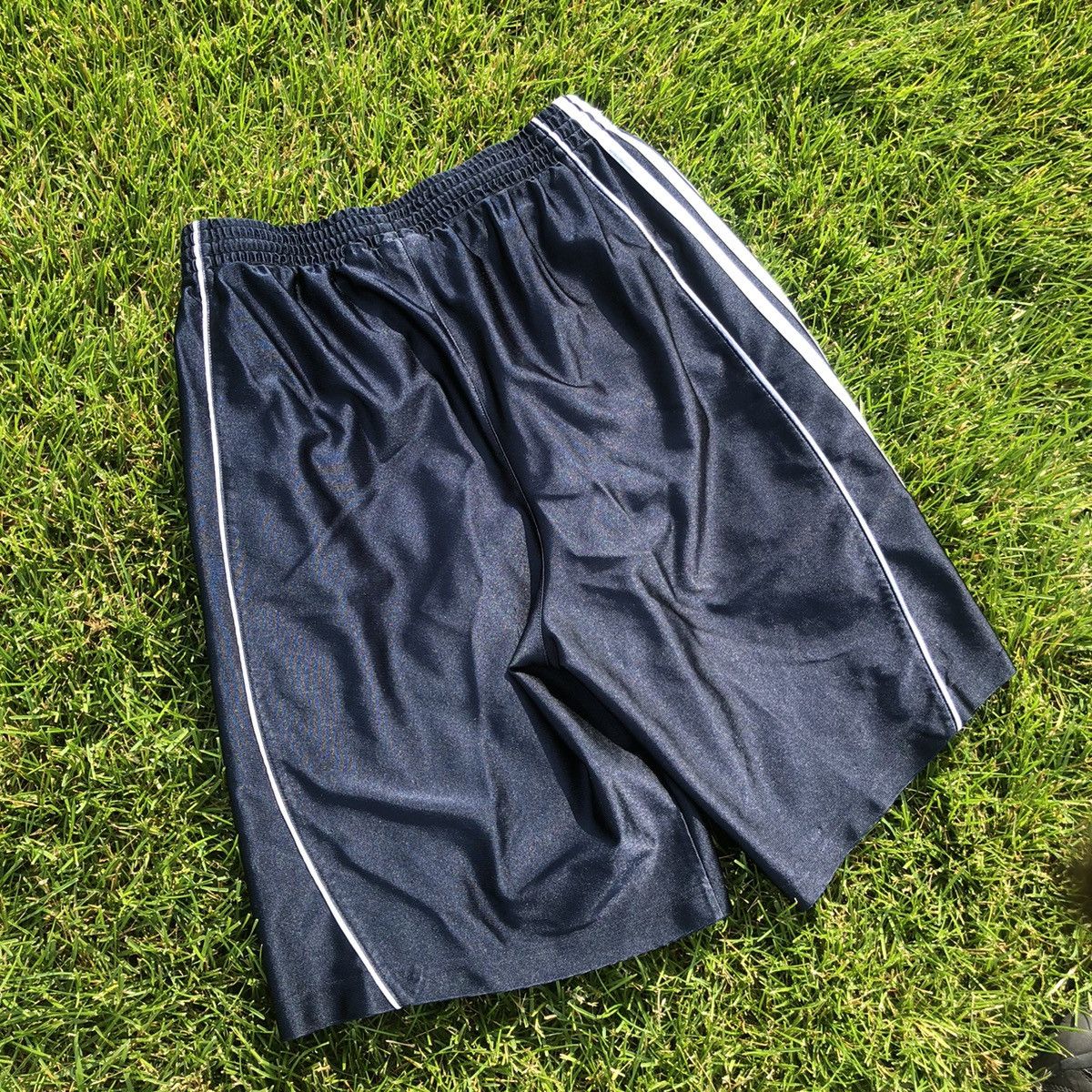 Adidas Adidas shorts Size US 36 / EU 52 - 7 Thumbnail