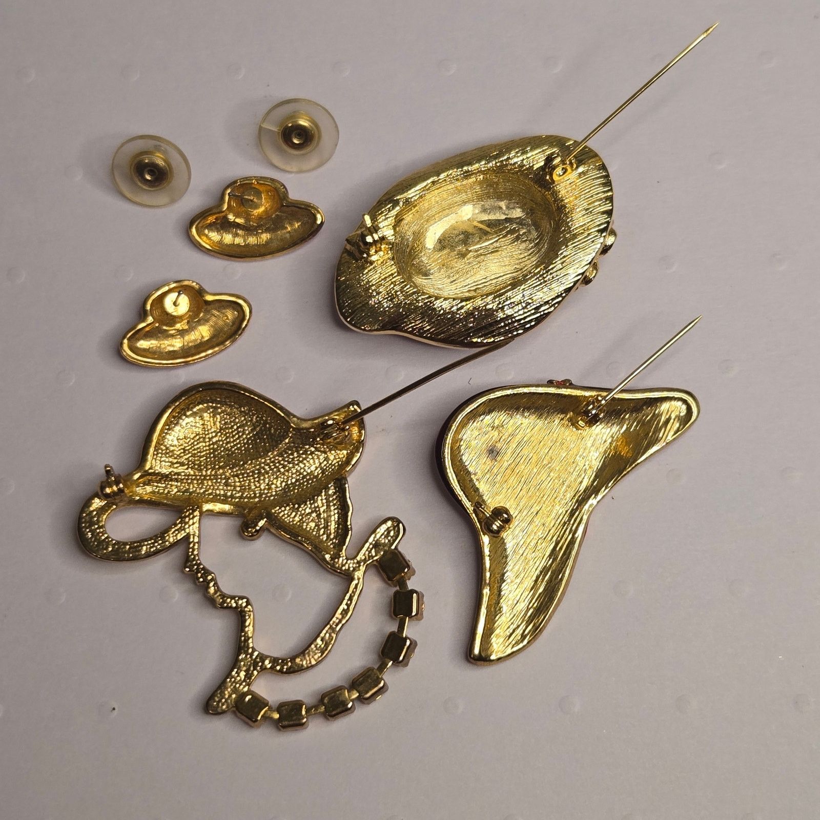 Vintage Vintage Red Hat Society Jewelry Lot - Brooches & Earrings Size ONE SIZE - 7 Thumbnail