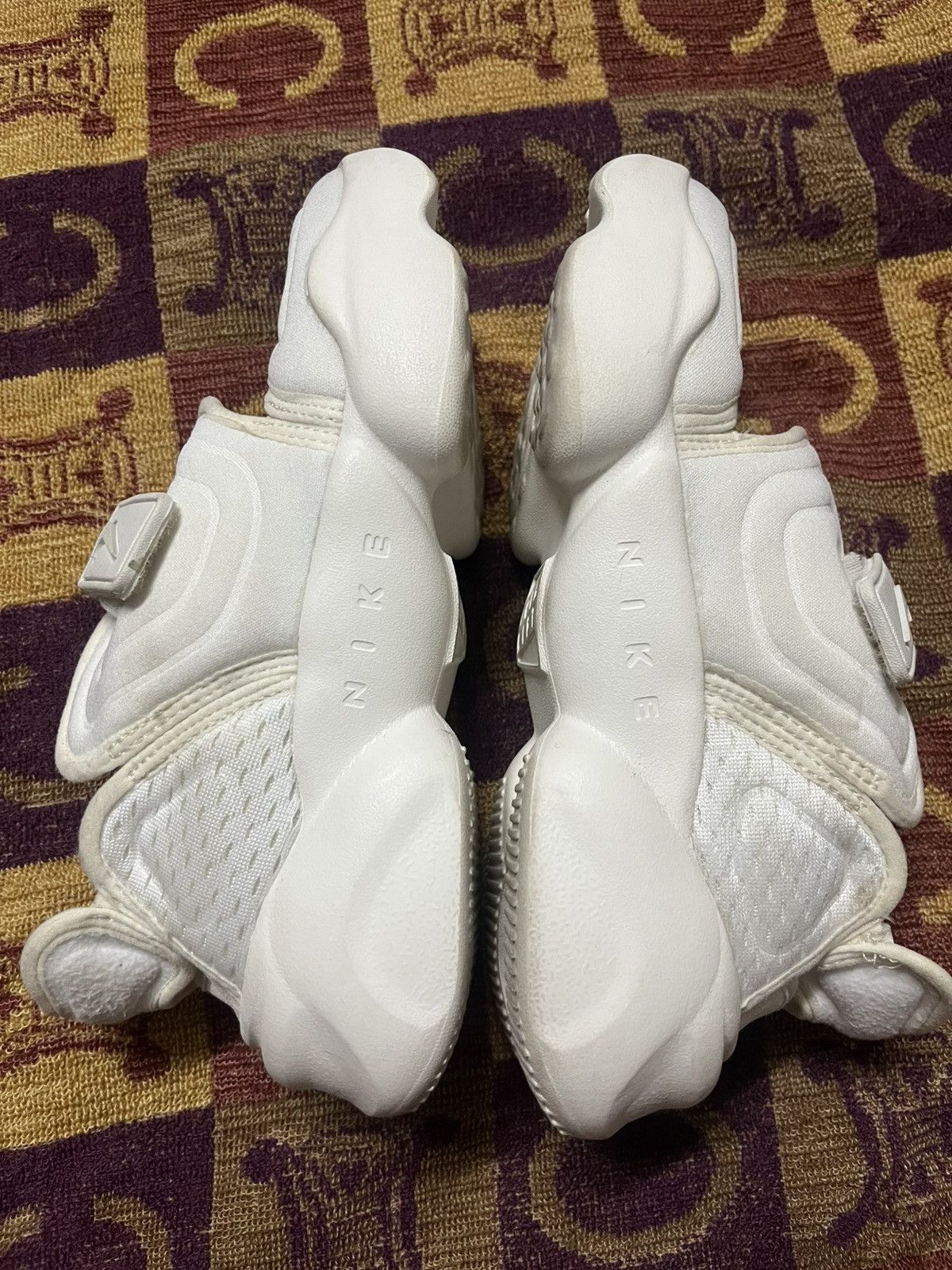 Nike Nike Aqua Rift White Size US 6 / IT 36 - 2 Thumbnail