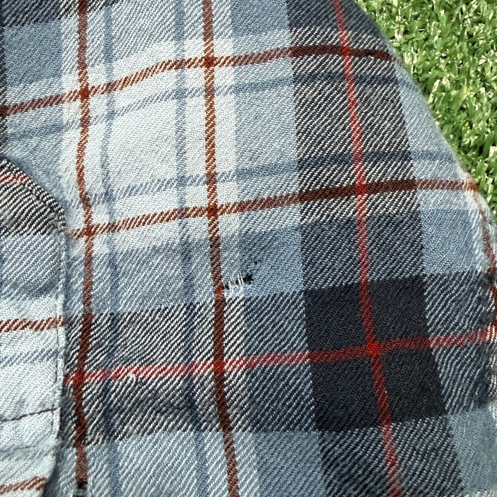 Pendleton VINTAGE Pendleton Board Shirt Shirt Men M Blue Plaid Wool Button-Up Long Sleeve 90s Christmas Outdoors Mens Size US M / EU 48-50 / 2 - 8 Thumbnail