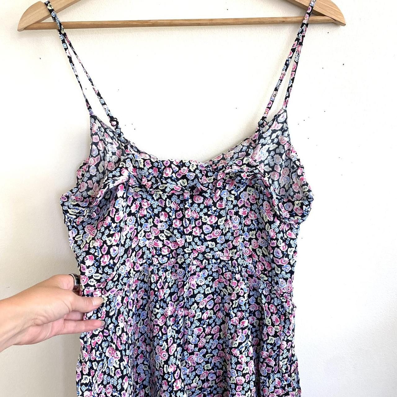H&M DIVIDED H&M BLACK FLORAL MINI SUMMER DRESS SIZE SMALL Size S / US 4 / IT 40 - 7 Thumbnail