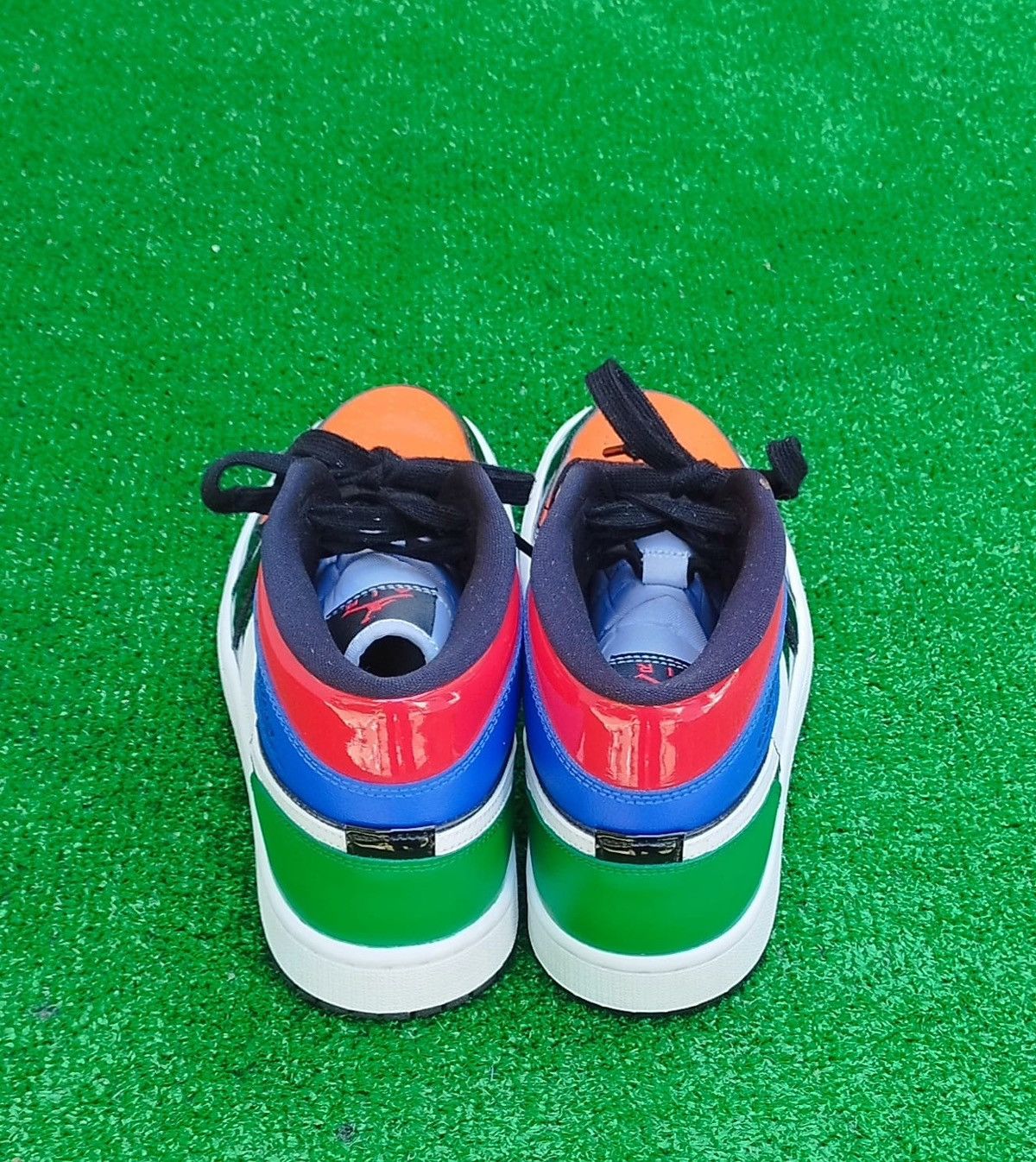Jordan Brand Air Jordan 1 High Mid Multi Patent Smeakerts # 7,5 Size US 7.5 / IT 37.5 - 6 Thumbnail
