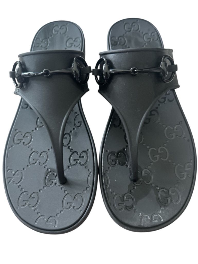 Gucci Gucci Minorca Horsebit Rubber Sandal Size 7.5 women’s Size US 7.5 / IT 37.5 - 2 Thumbnail