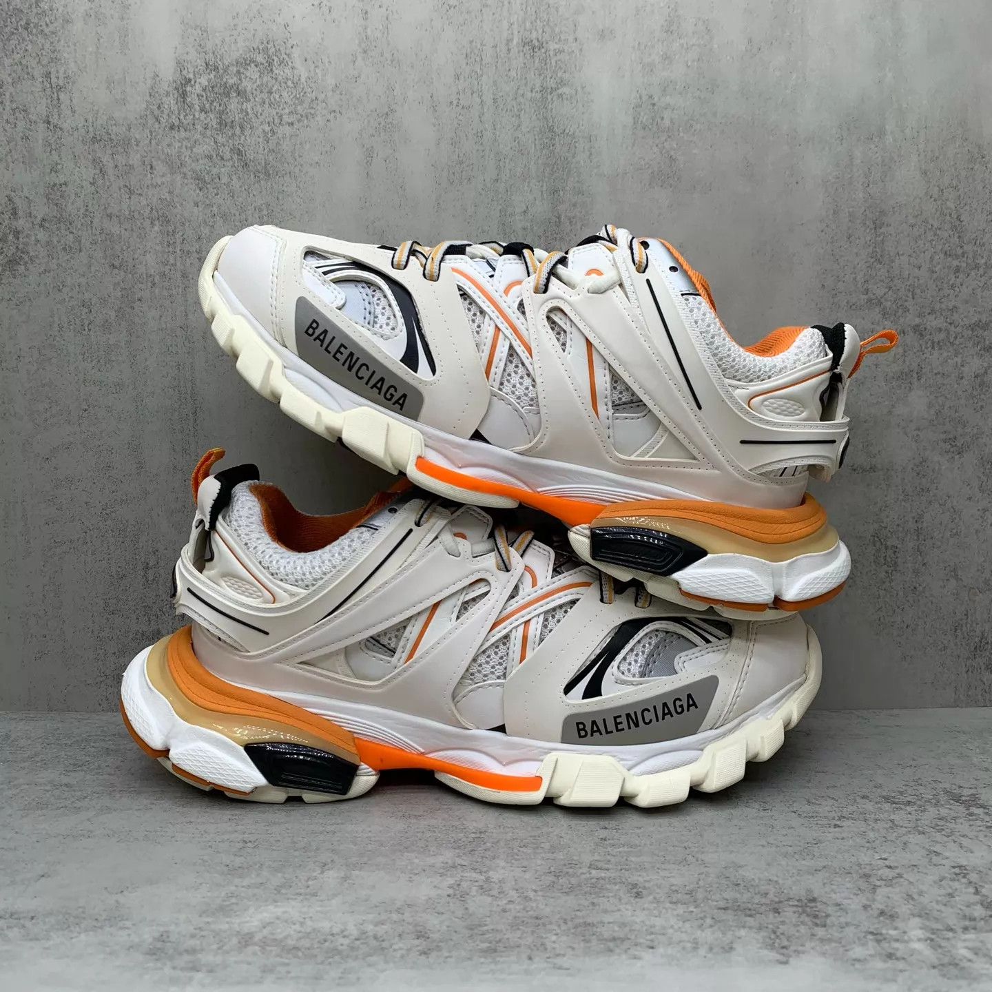 Balenciaga Balenciaga Track white orange 38 98 new box&accs Size US 7.5 / IT 37.5 - 2 Thumbnail