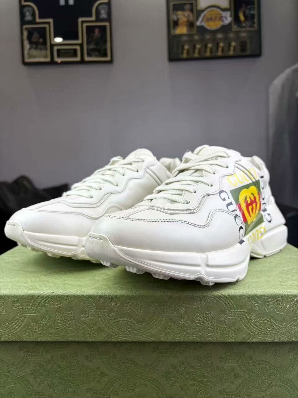 Gucci Gucci Printed Lowtop Sneakers 40 Men Size US 7.5 / EU 40-41 - 1 Thumbnail