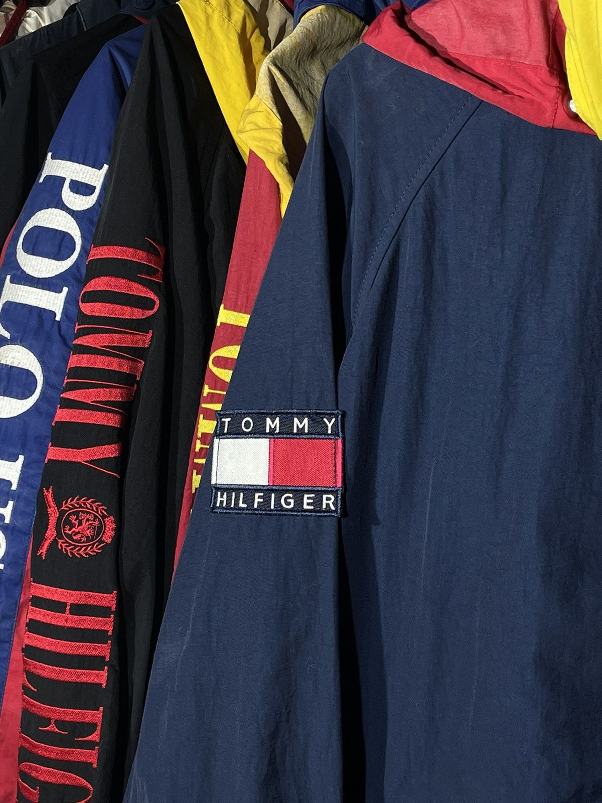 Tommy Hilfiger × Vintage Jacket Tommy Hilfiger Spell Out 90’s Vintage Size US L / EU 52-54 / 3 - 6 Thumbnail