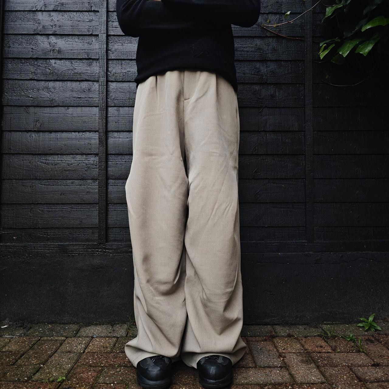 Other Japanese Beige Wide Leg Pleated Trousers Size US 32 / EU 48 - 1 Thumbnail