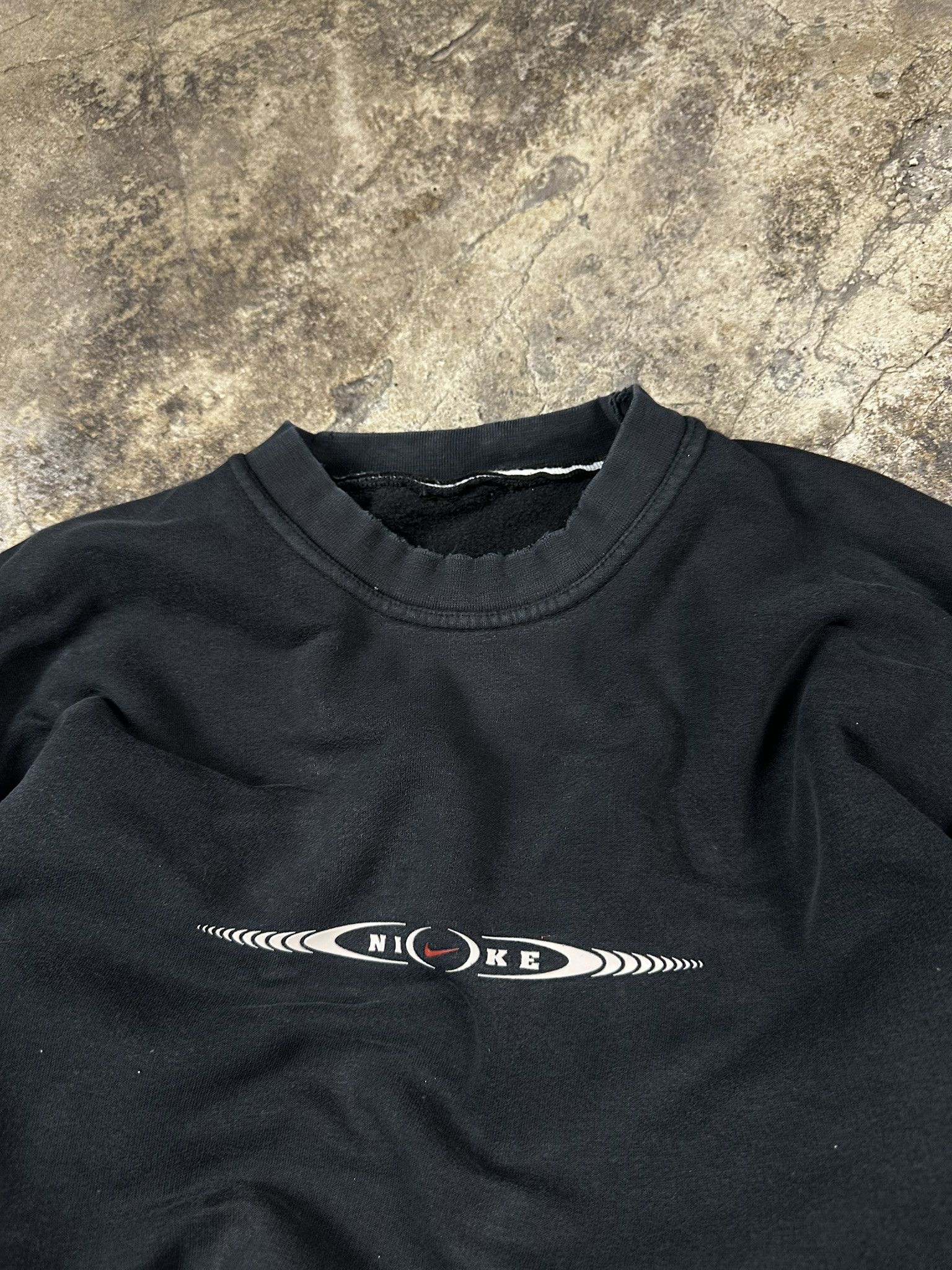 Nike 90s Nike Swoosh Spellout Boxy Crewneck Size US L / EU 52-54 / 3 - 4 Thumbnail
