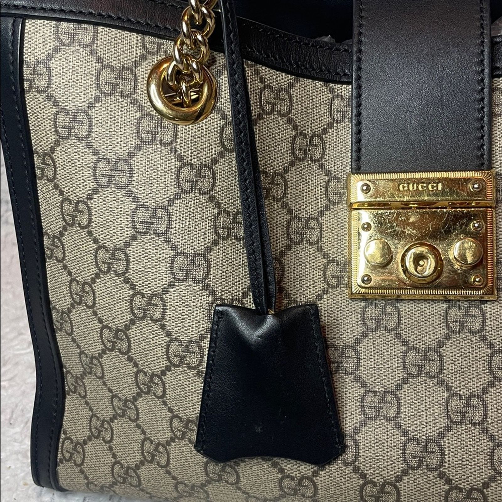 Gucci Gucci Padlock GG Supreme Medium Tote Beige Black Size ONE SIZE - 4 Thumbnail