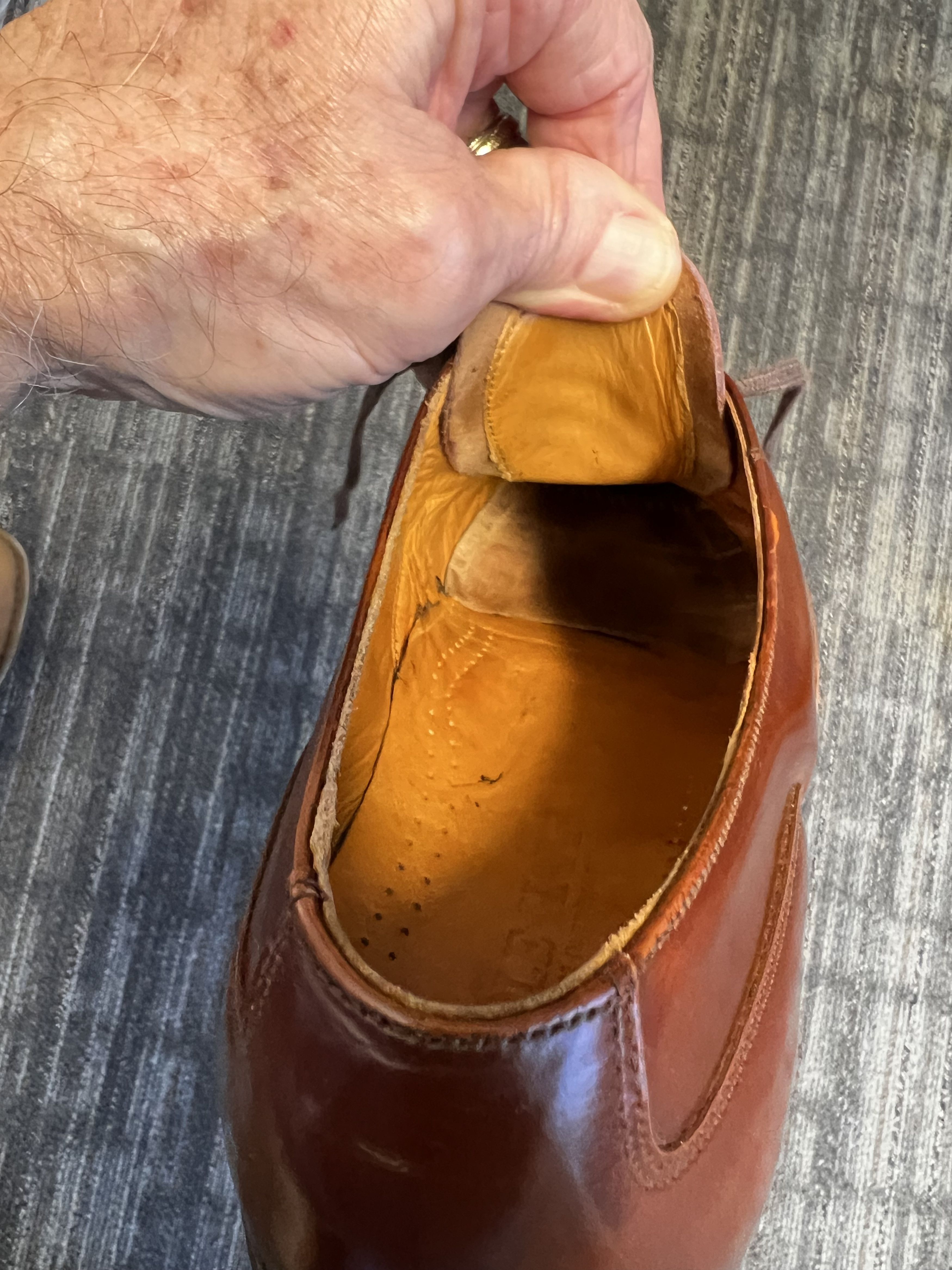 Cole Haan Cole Haan English Bench-Made Oxfords Size US 9.5 / EU 42-43 - 4 Thumbnail