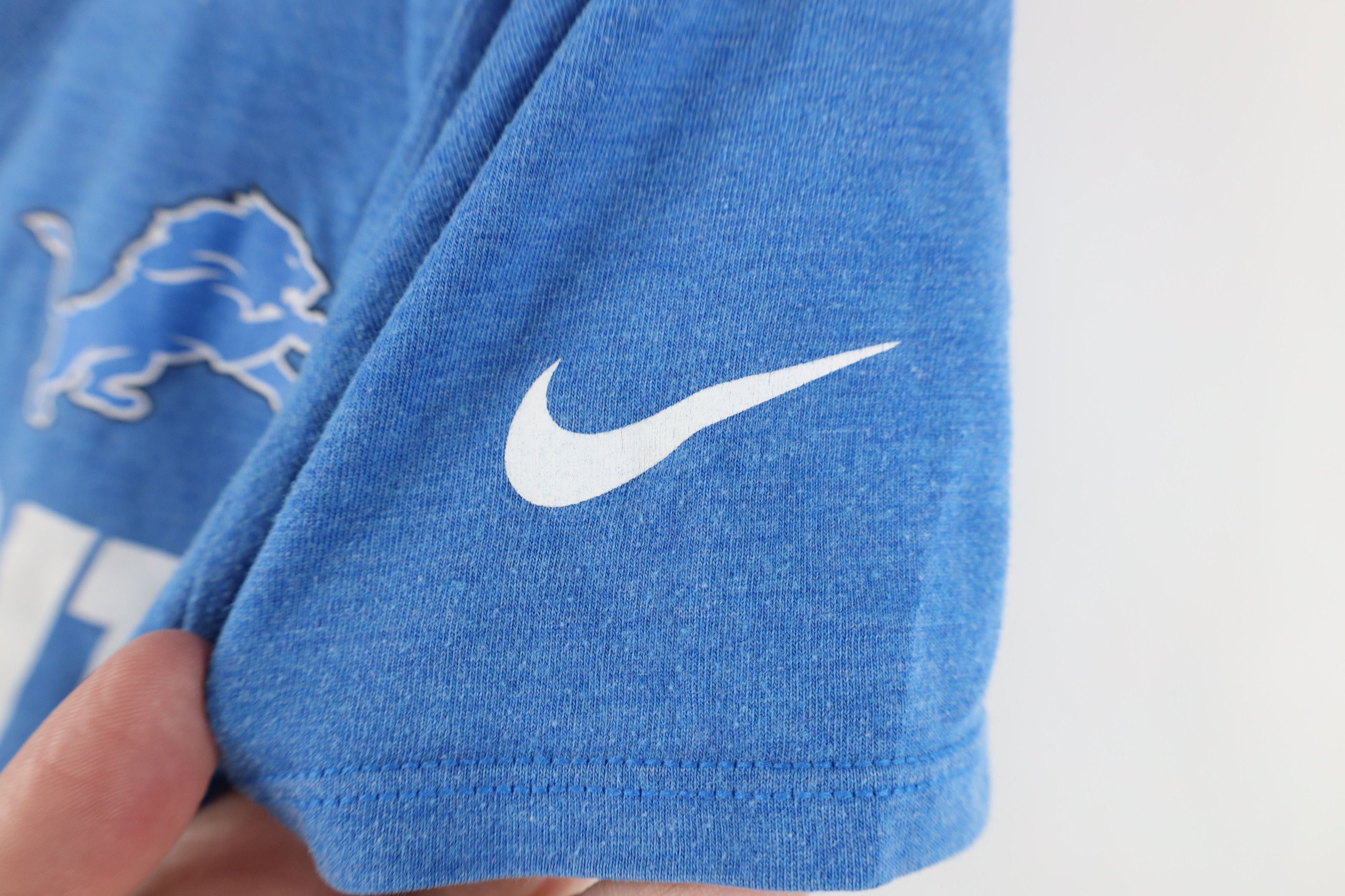 Nike Nike Athletic Cut Detroit Lions Football V-Neck T-Shirt Blue Size L / US 10 / IT 46 - 6 Thumbnail