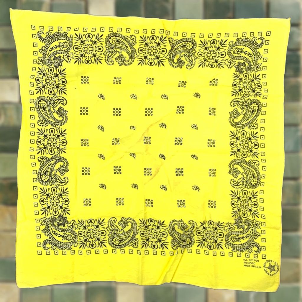 Vintage VINTAGE Bandana 20.5"x20.5" Yellow Paisley Western 100% Cotton USA Unbranded Adults Unisex Shirt Hat Other Size ONE SIZE - 1 Thumbnail