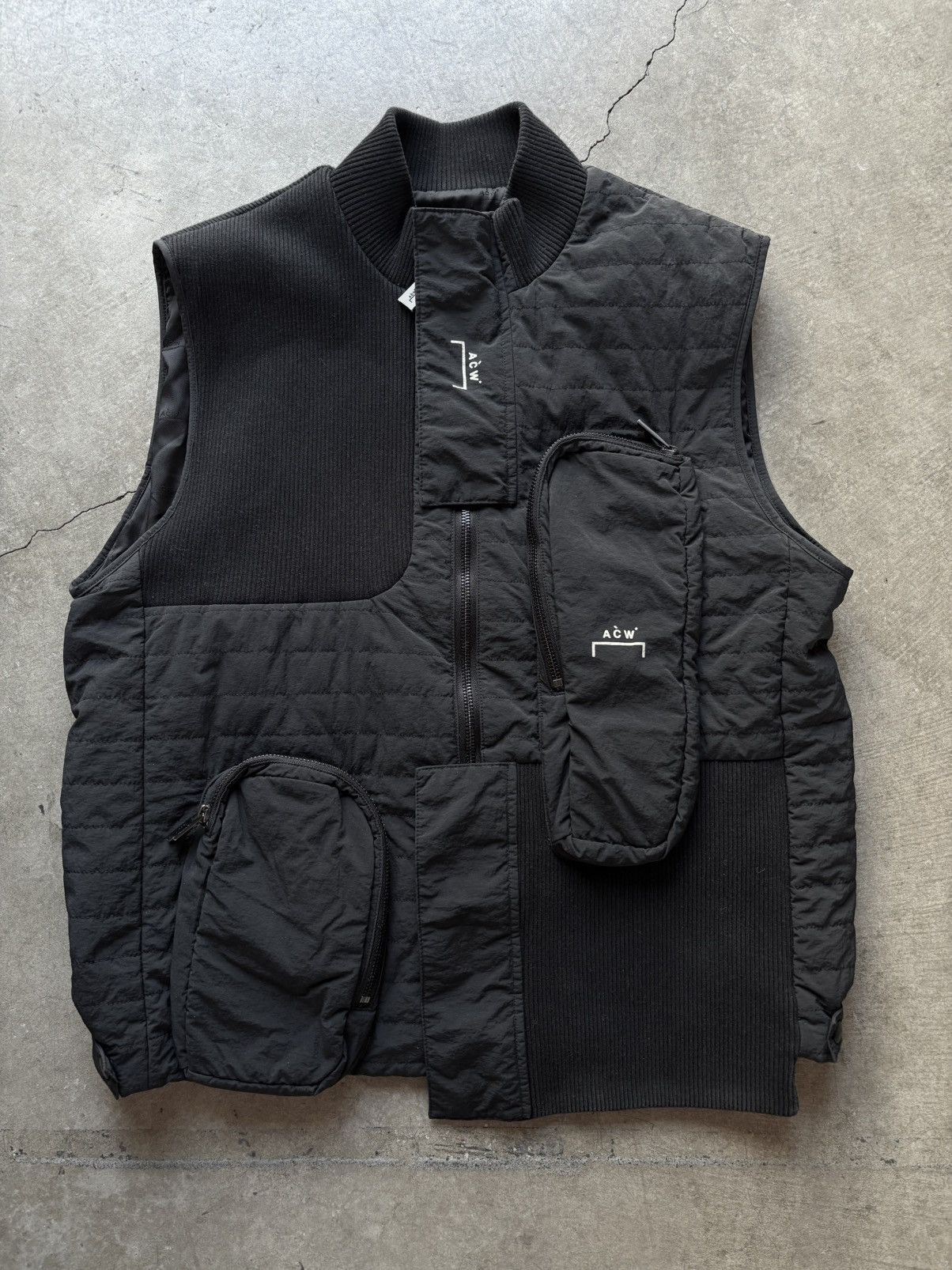 A-COLD-WALL* ACW Asymmetric 3D Padded Pocket Puffer Rib Gilet, Size L Size US L / EU 52-54 / 3 - 1 Thumbnail