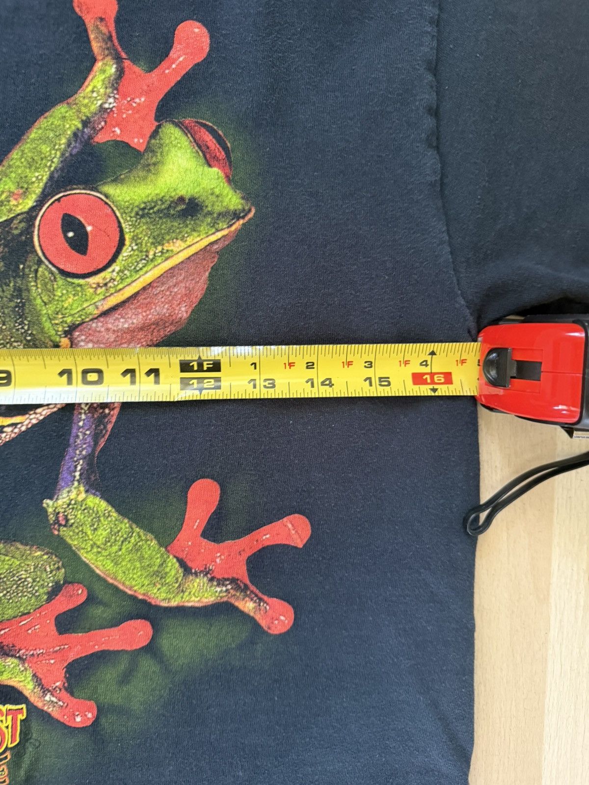 Vintage 90s Heavyweight 100% BEEFY Cotton Frog tee Size S Size US S / EU 44-46 / 1 - 6 Thumbnail