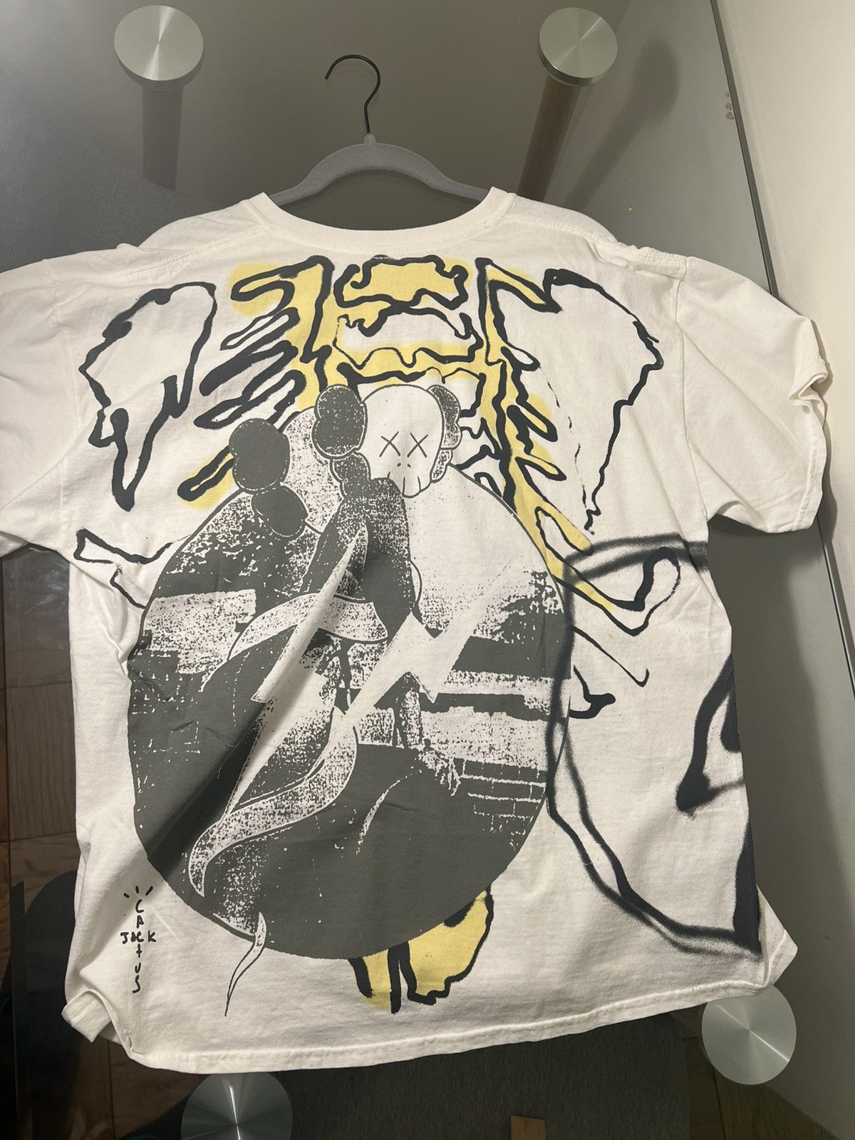 Fragment Design × Kaws × Travis Scott NEVER WORN✅ Travis Scott Kaws Fragment Tee Size US L / EU 52-54 / 3 - 5 Thumbnail