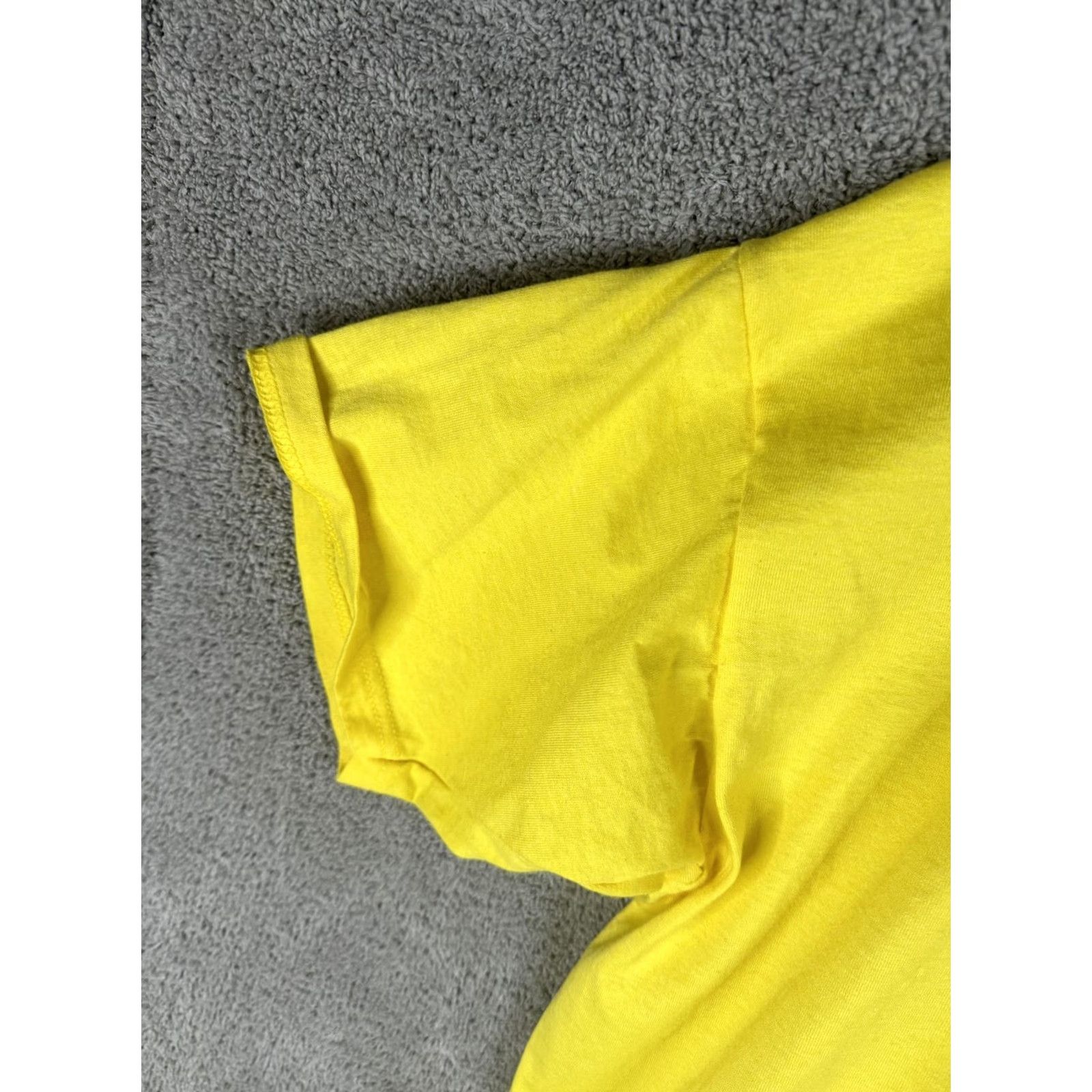 Fruit Of The Loom VINTAGE Rio Las Vegas Shirt Mens XL Yellow Casino Promo Fruit Of The Loom 90s Size US XL / EU 56 / 4 - 3 Thumbnail