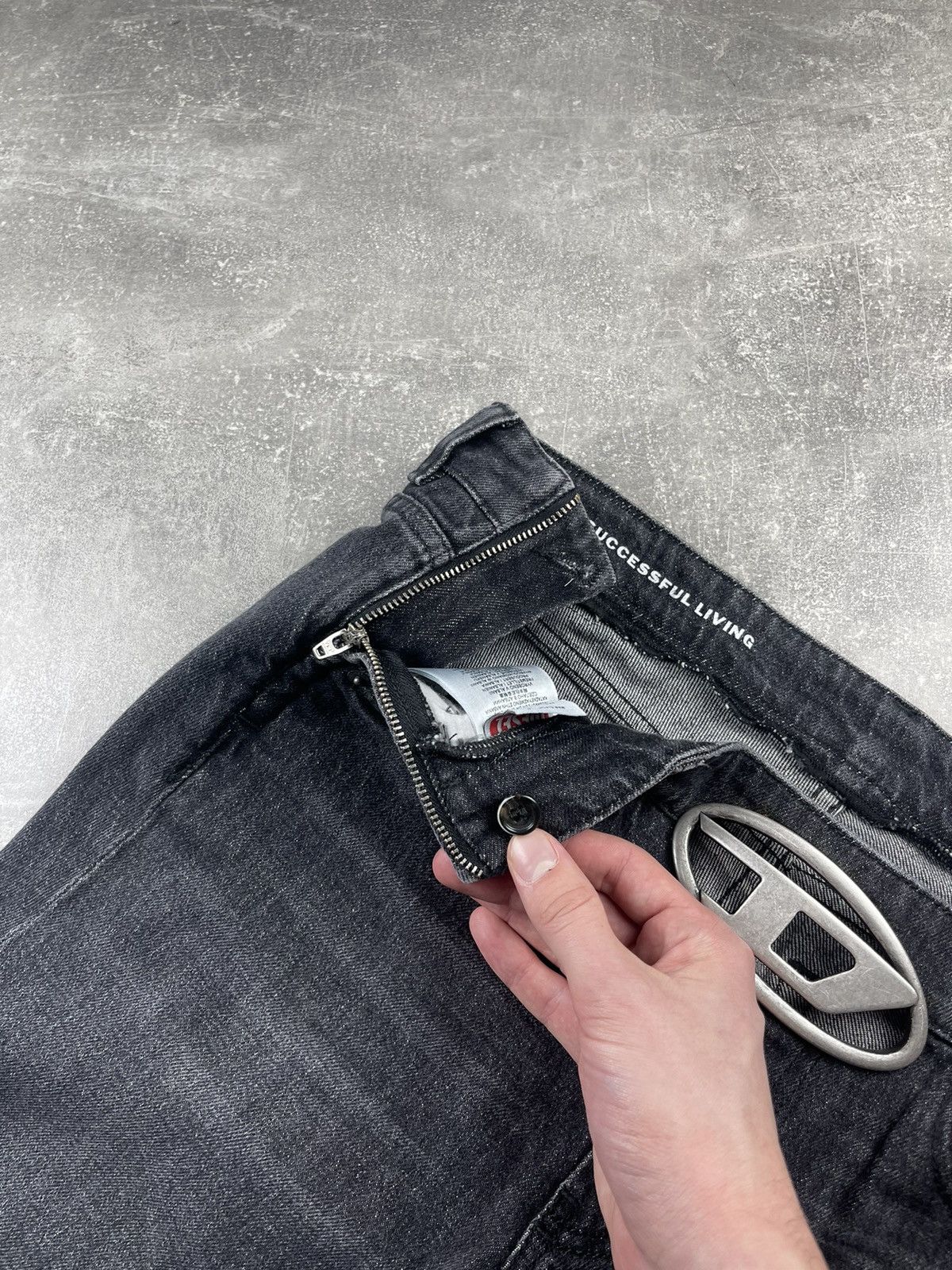 Diesel Diesel Industry Dark Bootcut Jeans Metal Logo Belt Buckle Size 28" / US 6 / IT 42 - 7 Thumbnail